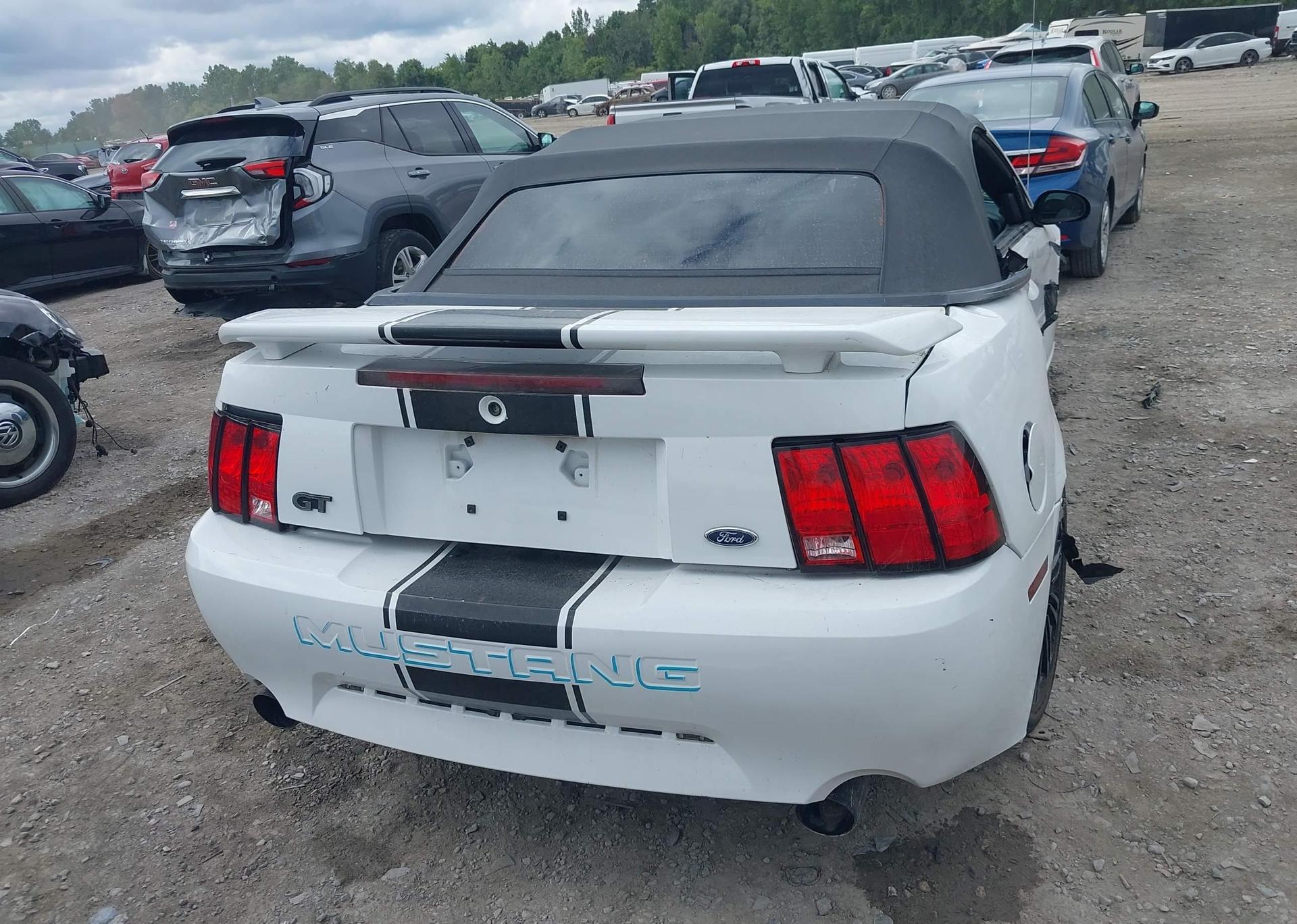 2004 FORD MUSTANG GT
