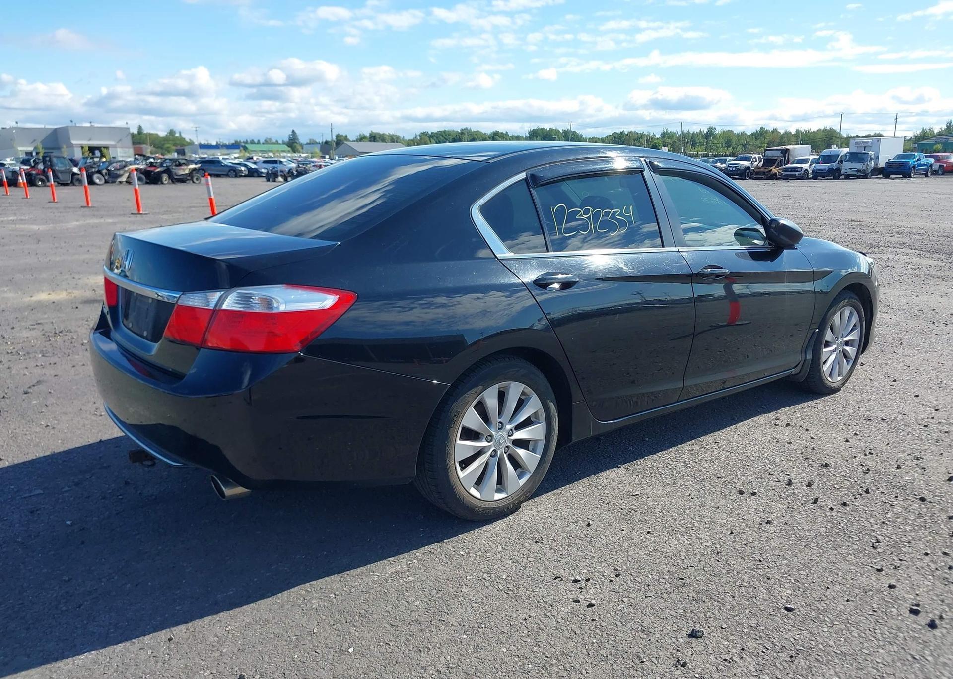 2015 HONDA ACCORD LX