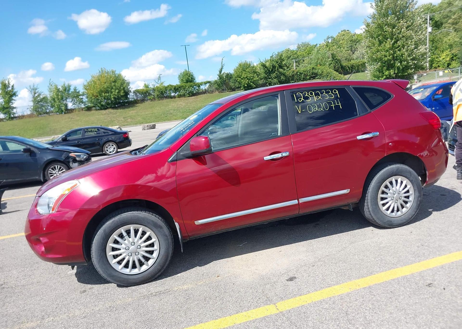 2013 NISSAN ROGUE