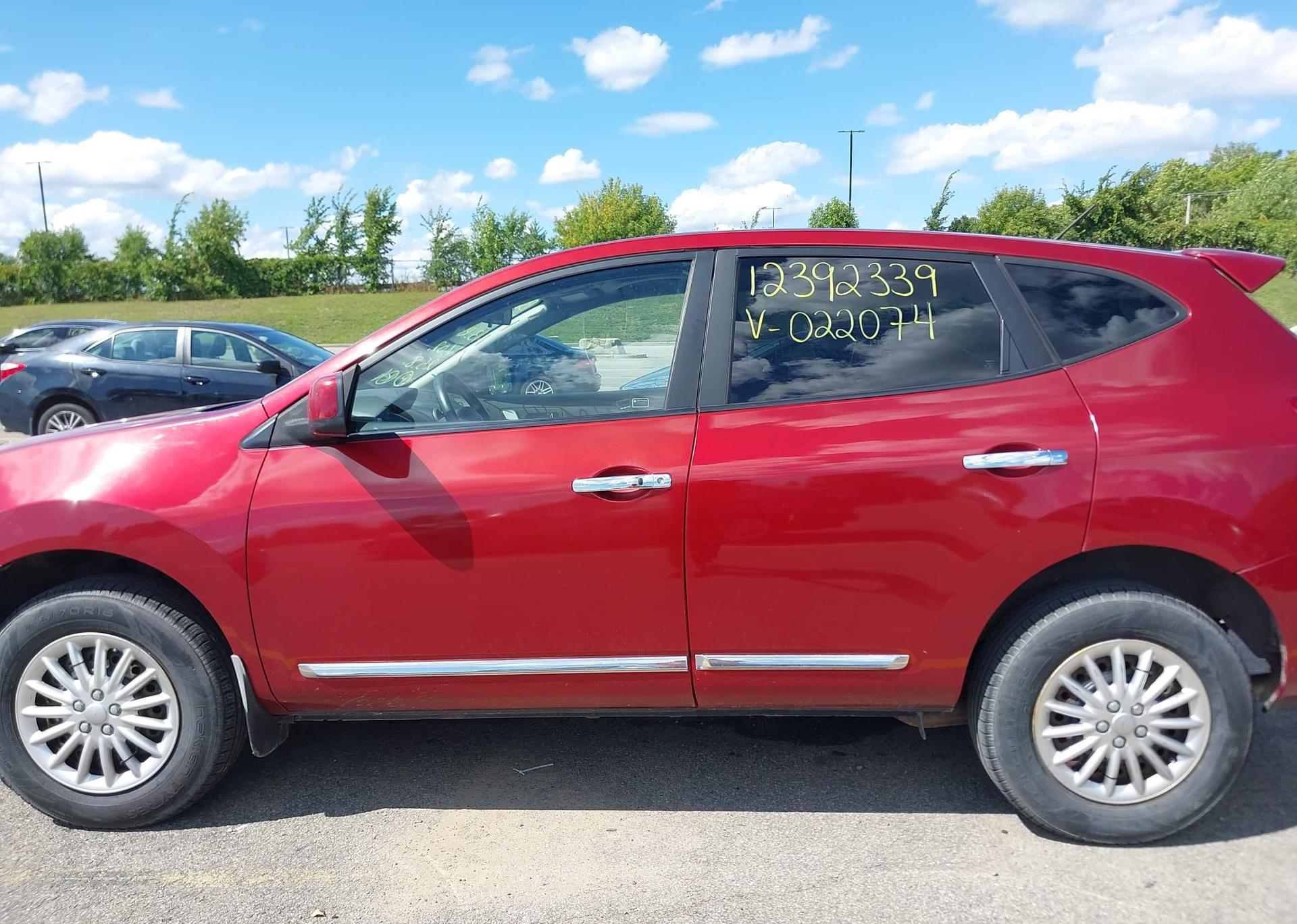 2013 NISSAN ROGUE