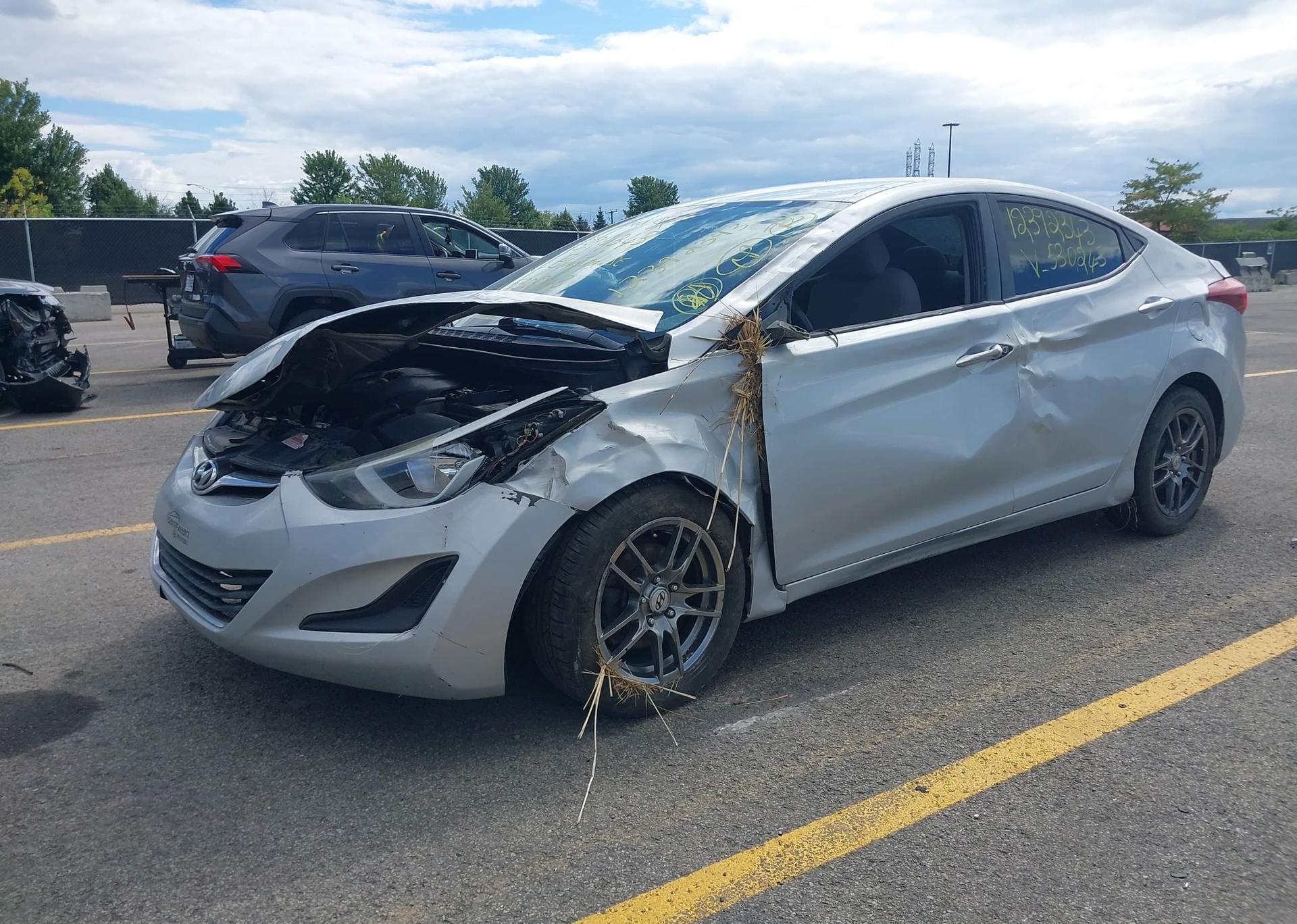 2014 HYUNDAI ELANTRA SE