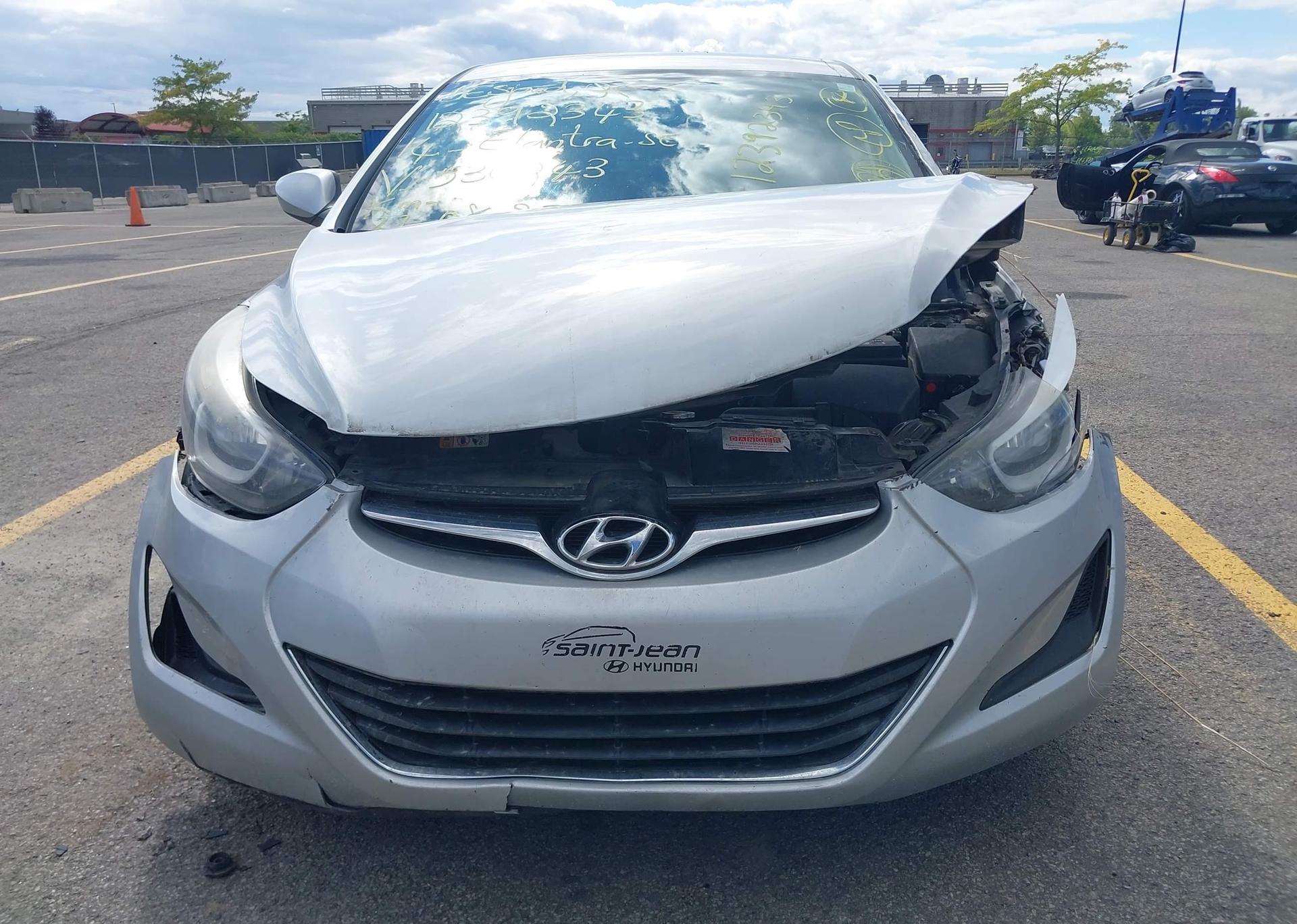 2014 HYUNDAI ELANTRA SE