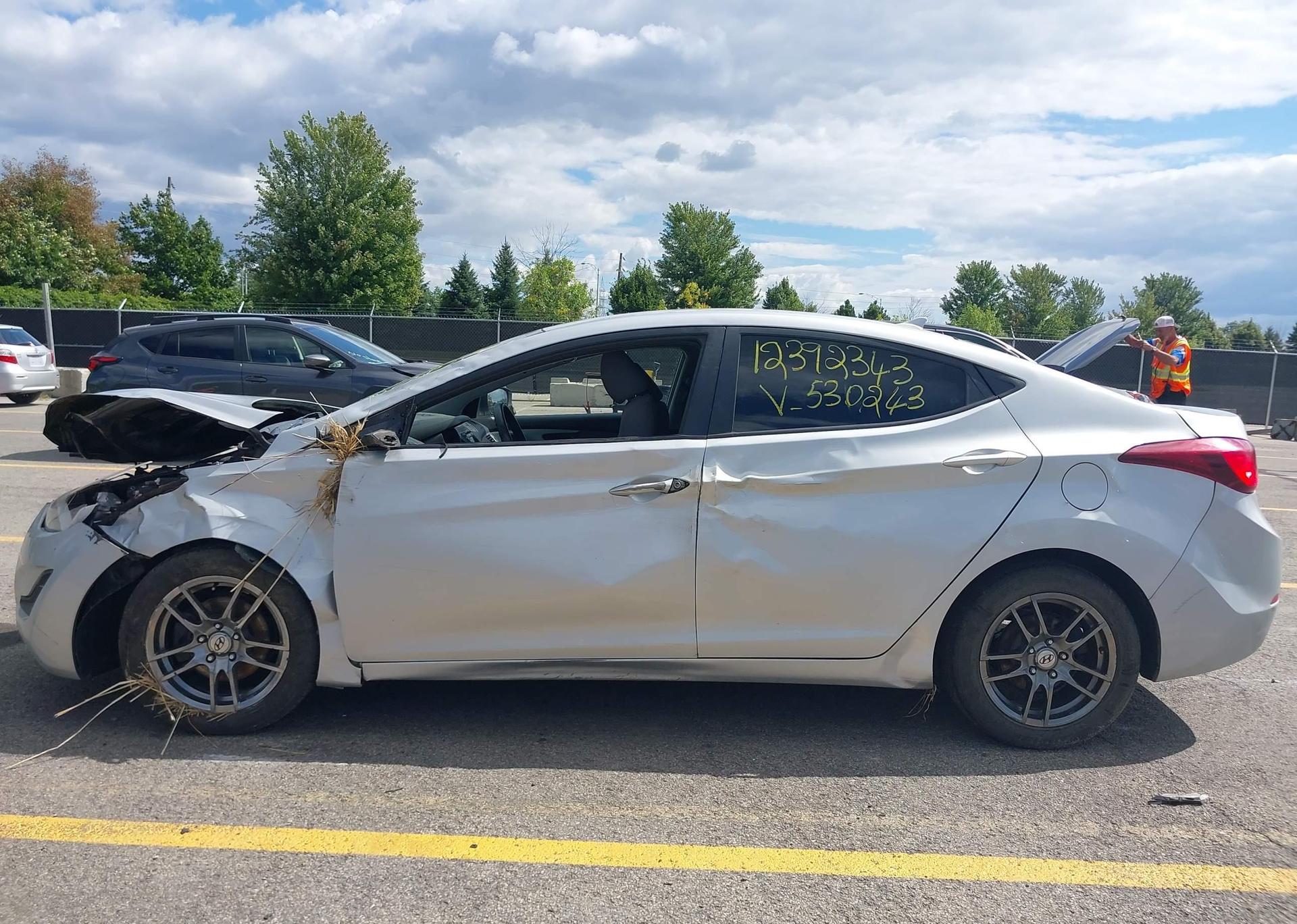 2014 HYUNDAI ELANTRA SE