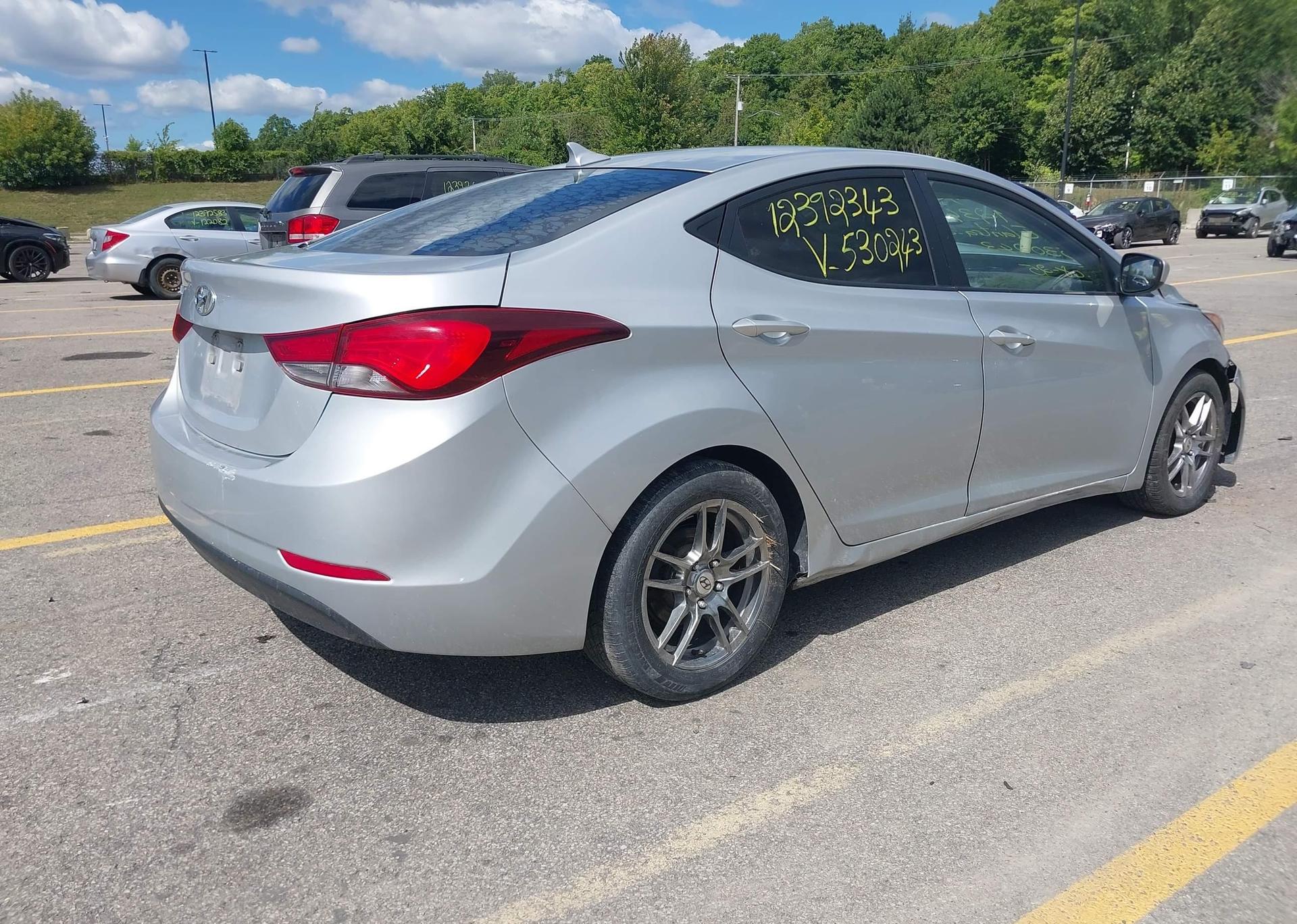 2014 HYUNDAI ELANTRA SE
