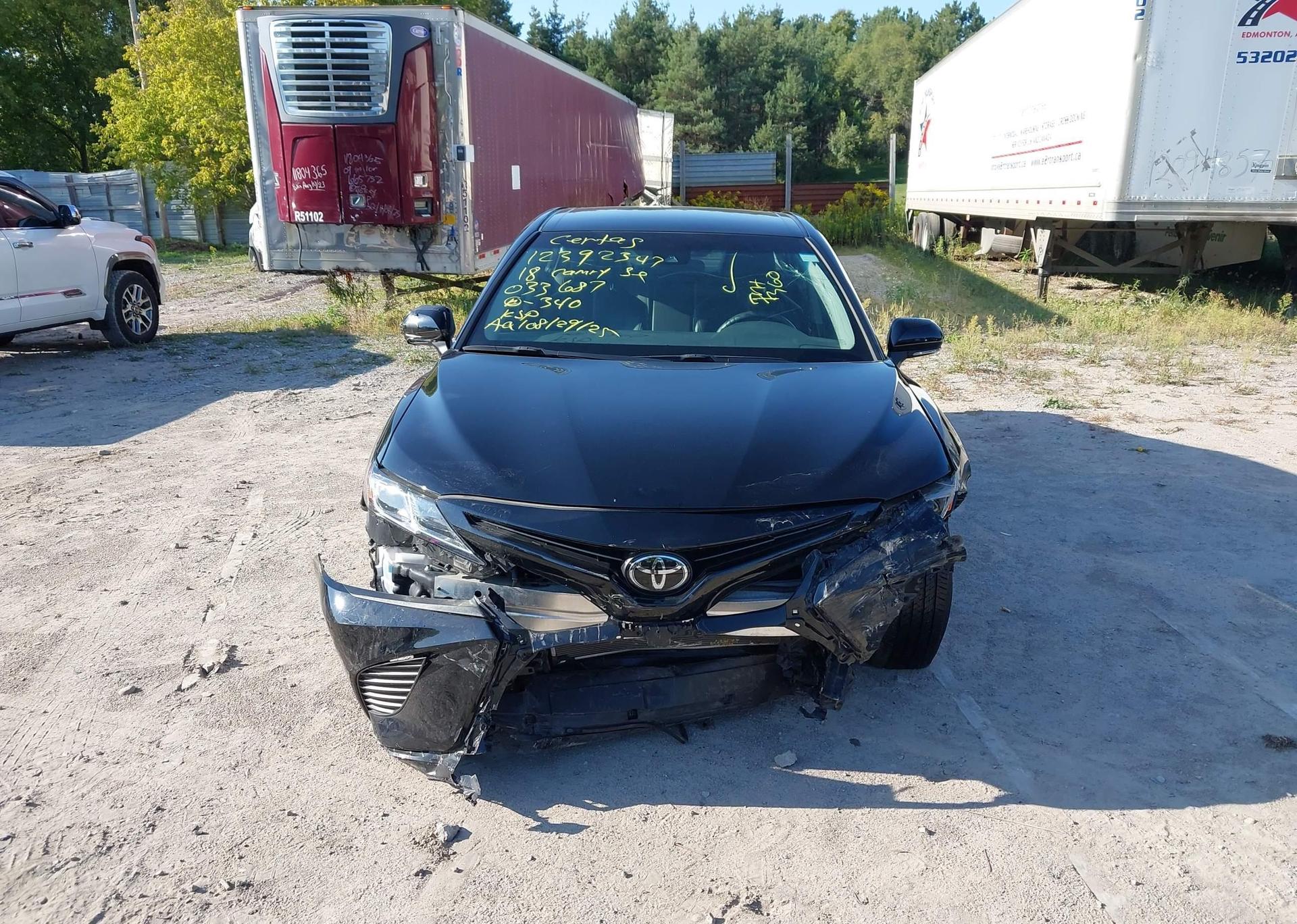 2018 TOYOTA CAMRY SE