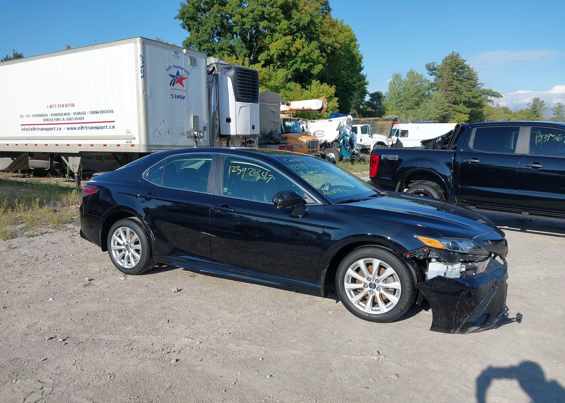 2018 TOYOTA CAMRY SE