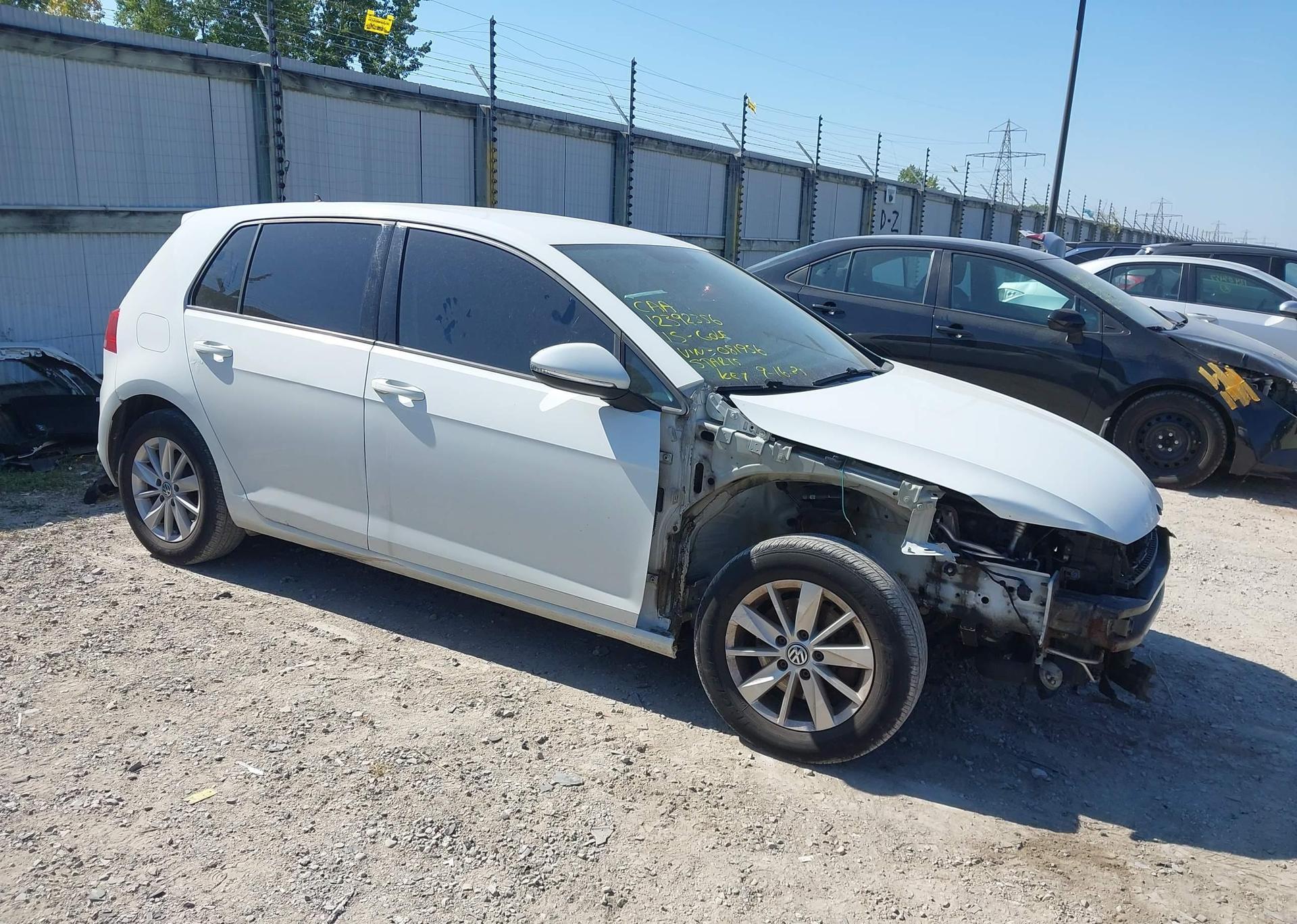 2015 VOLKSWAGEN GOLF