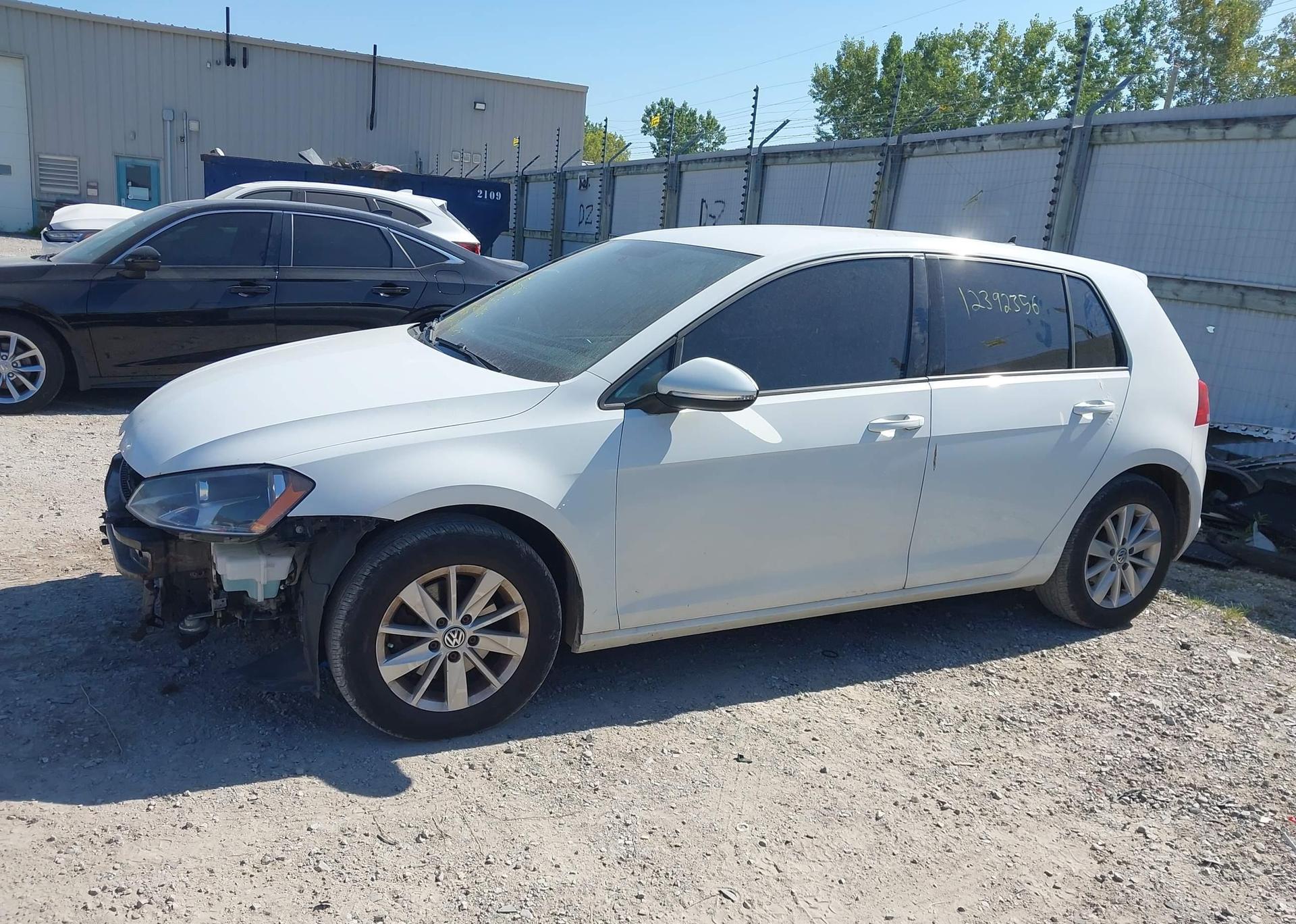 2015 VOLKSWAGEN GOLF