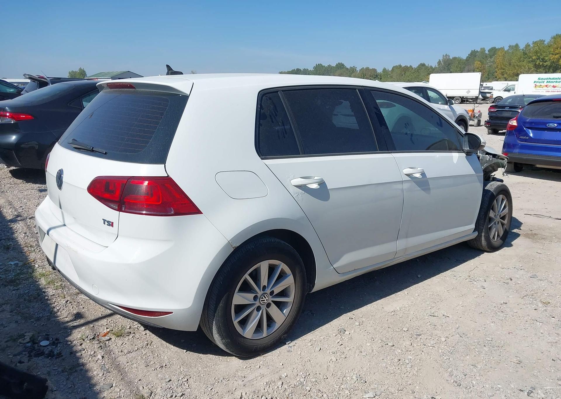 2015 VOLKSWAGEN GOLF