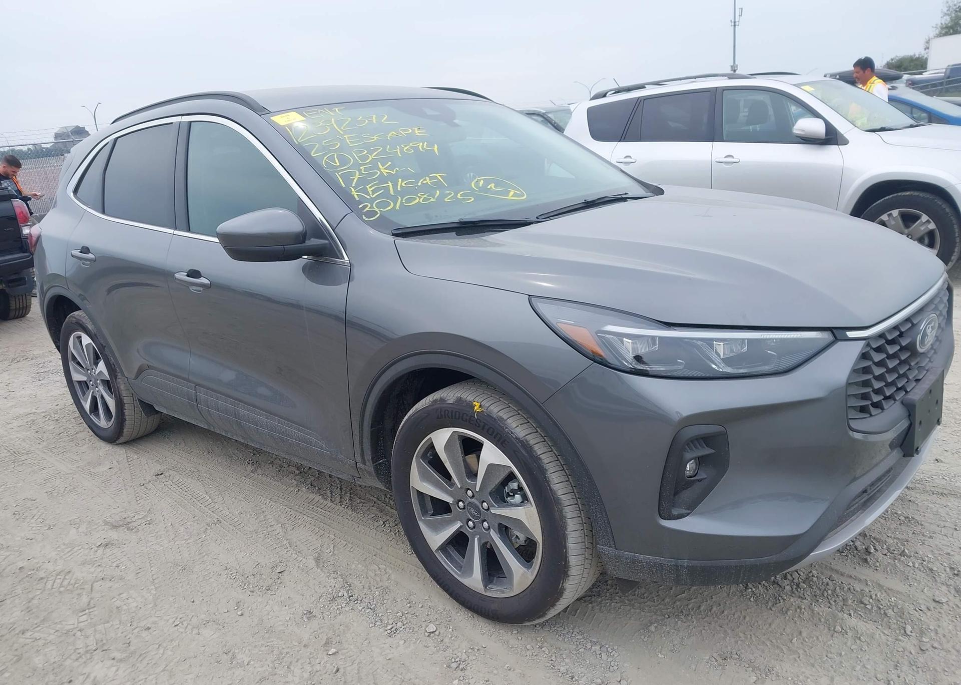 2025 FORD ESCAPE PLATINUM