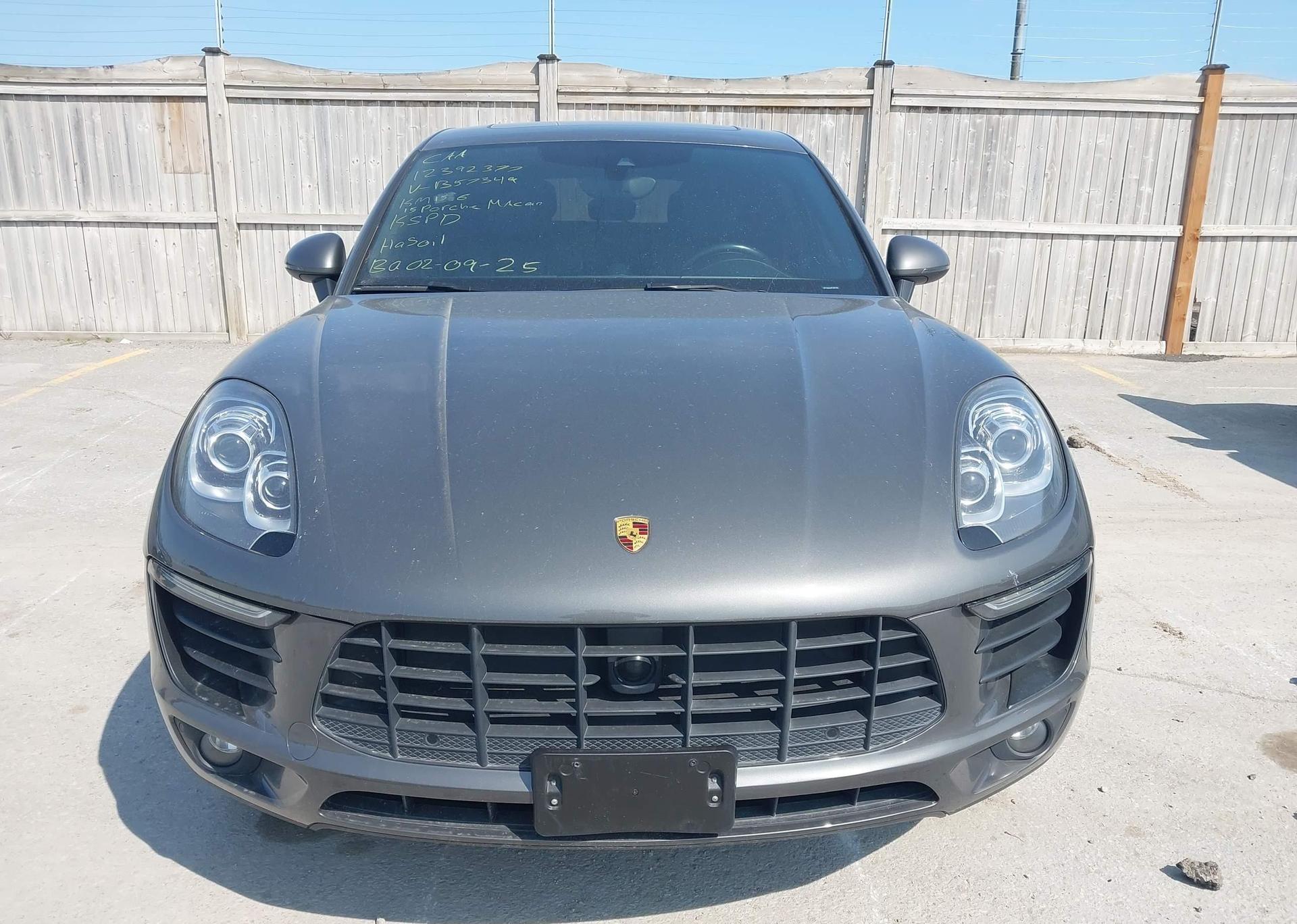 2015 PORSCHE MACAN S