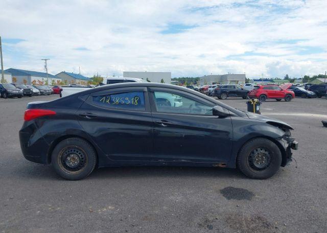 2013 HYUNDAI ELANTRA GL