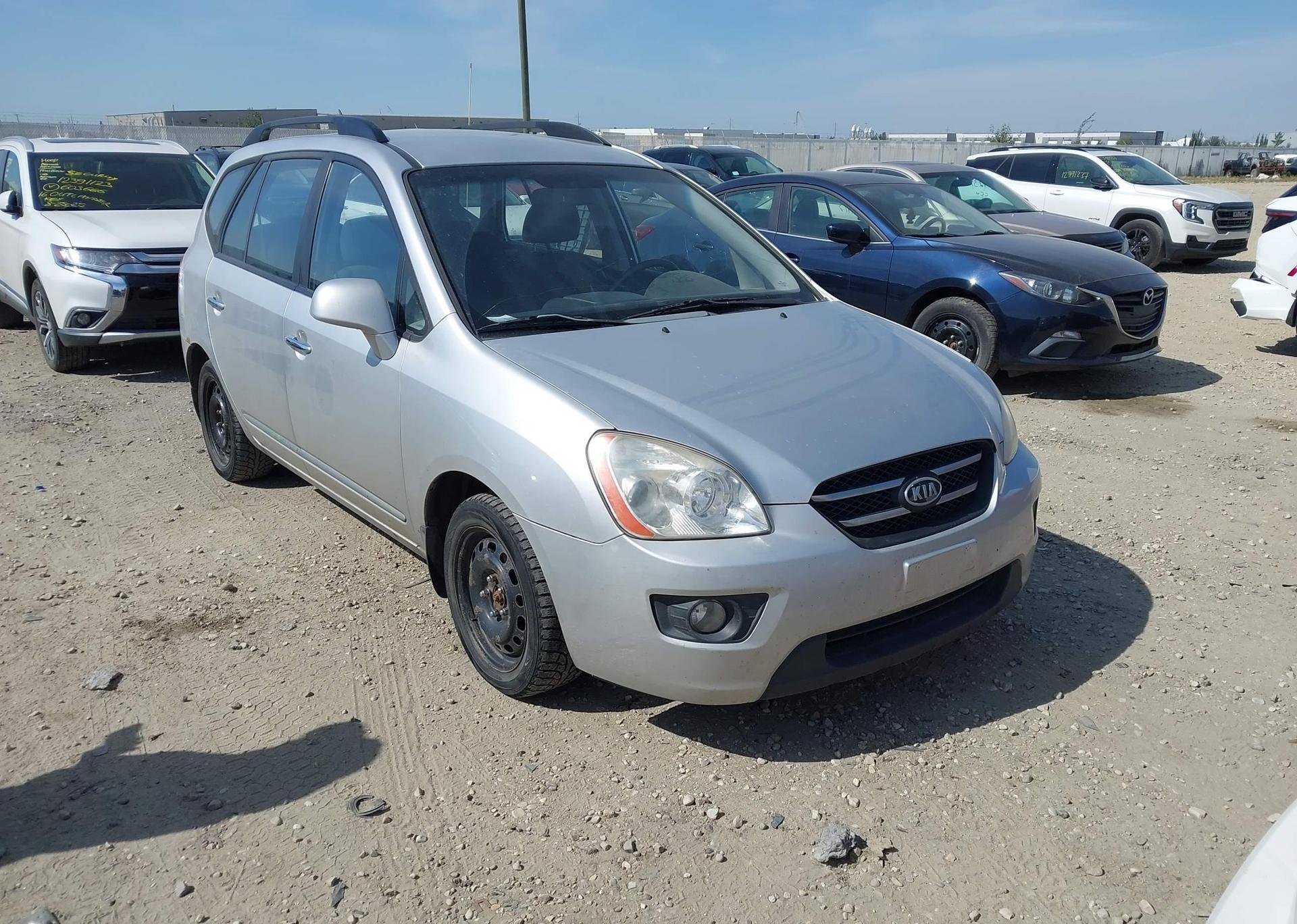 2009 KIA RONDO