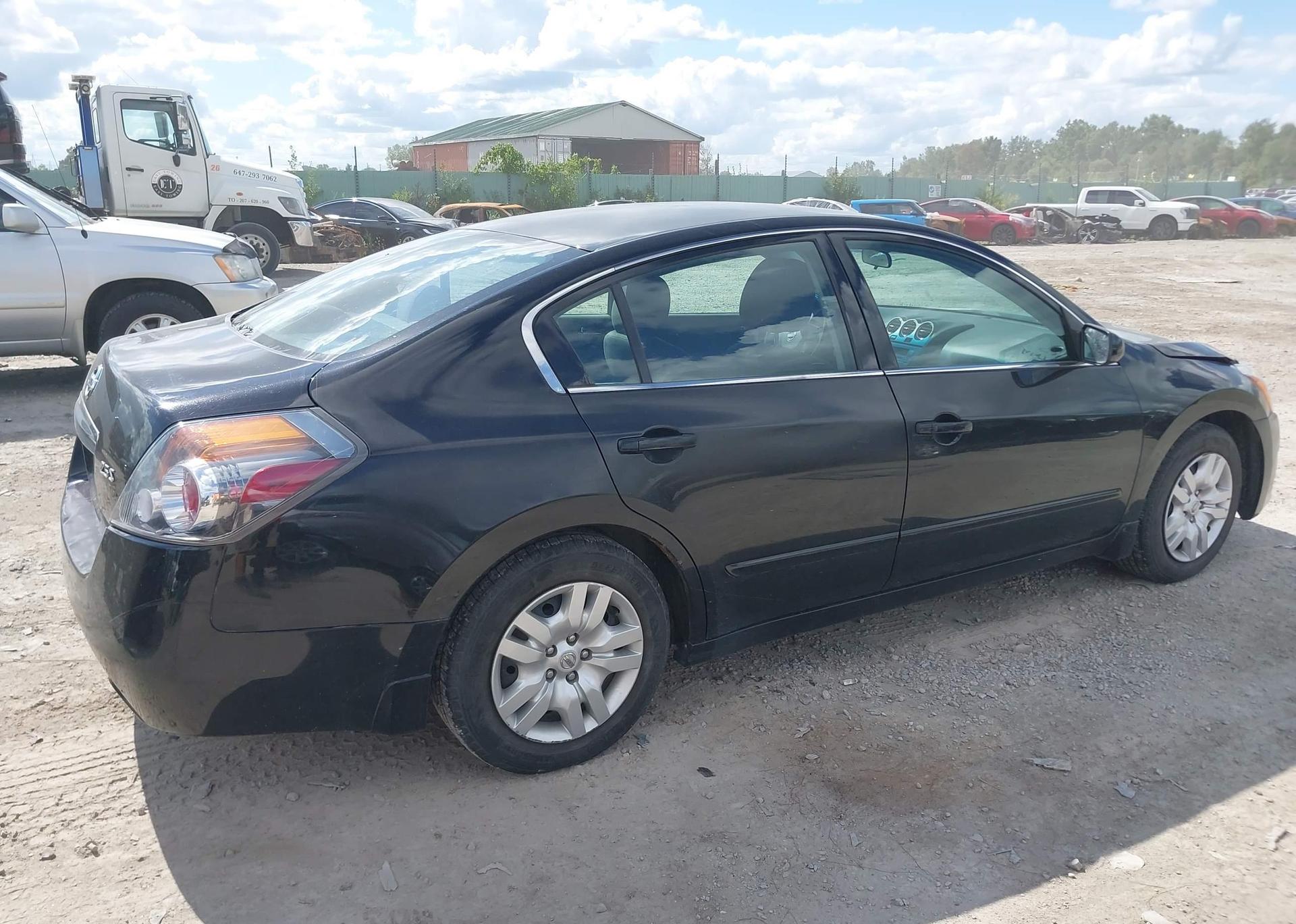 2012 NISSAN Altima S