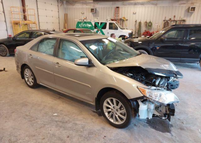 2014 TOYOTA CAMRY