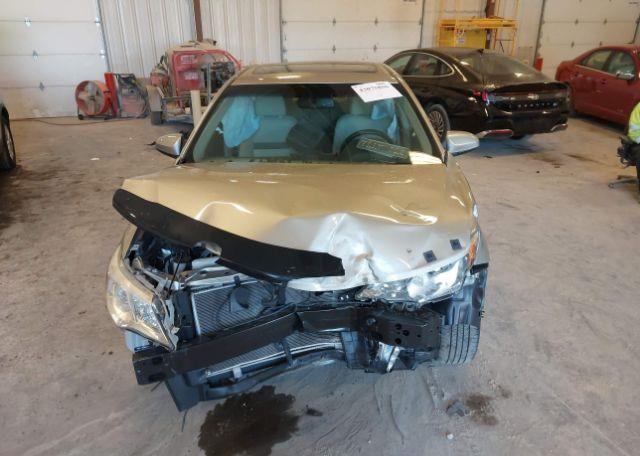2014 TOYOTA CAMRY