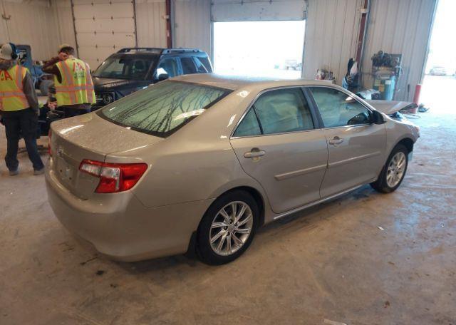 2014 TOYOTA CAMRY