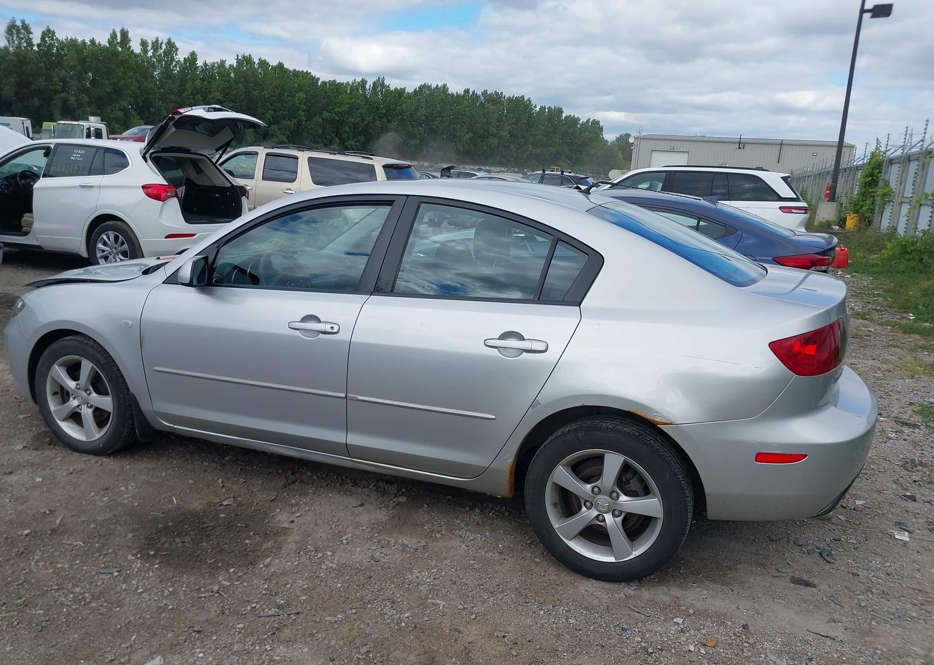 2005 MAZDA MAZDA3 GS