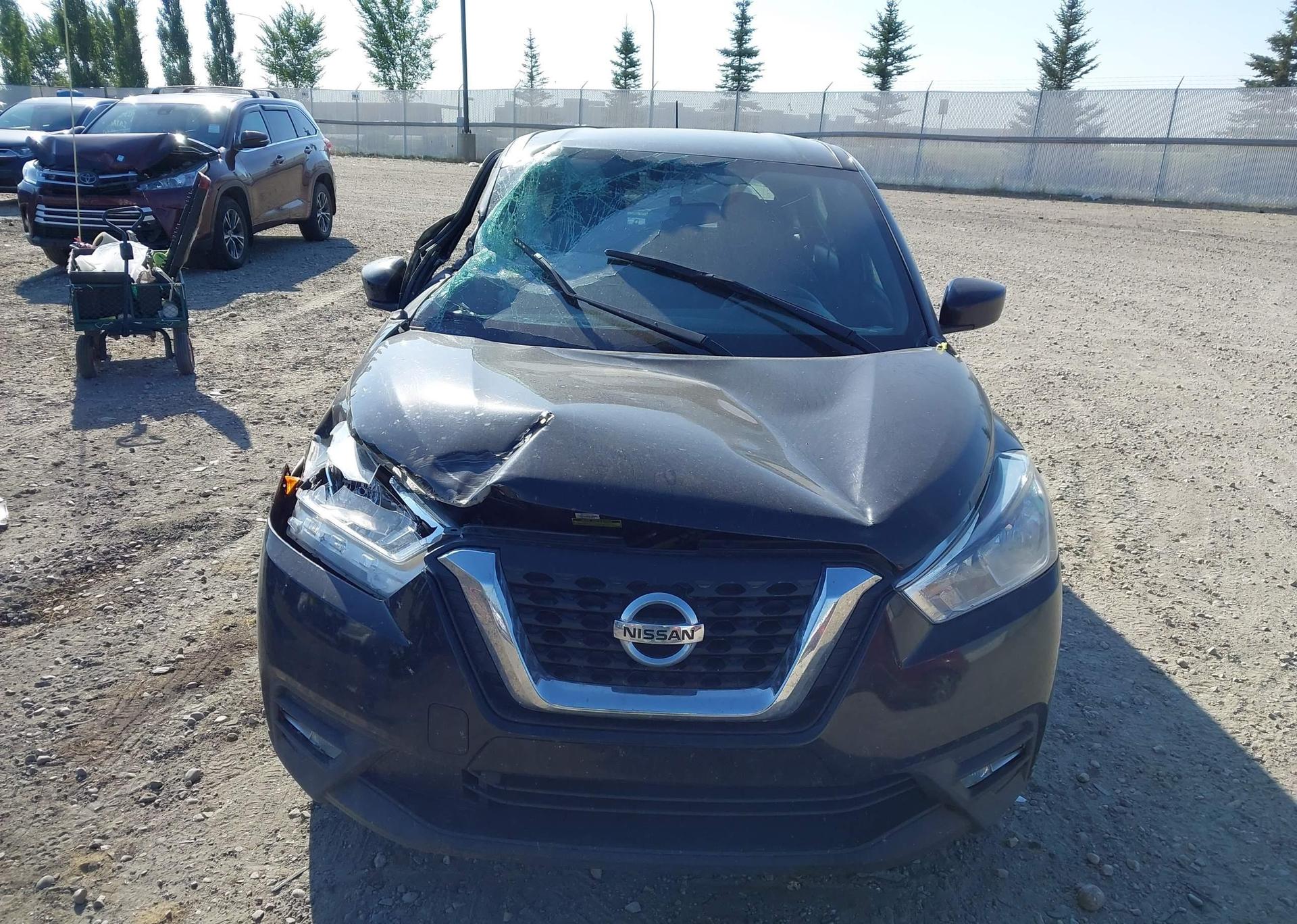 2019 NISSAN KICKS S