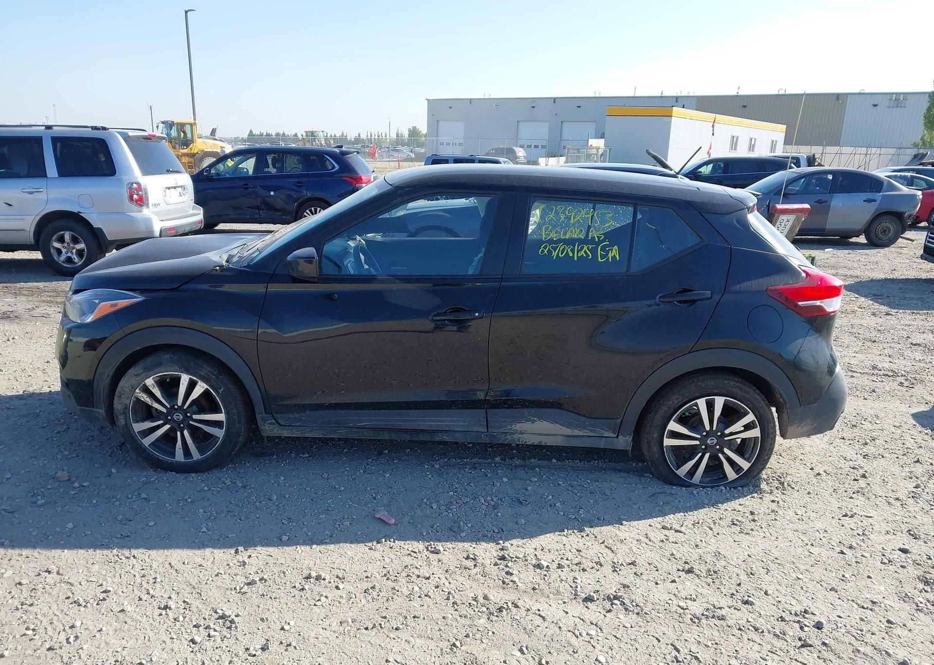 2019 NISSAN KICKS S