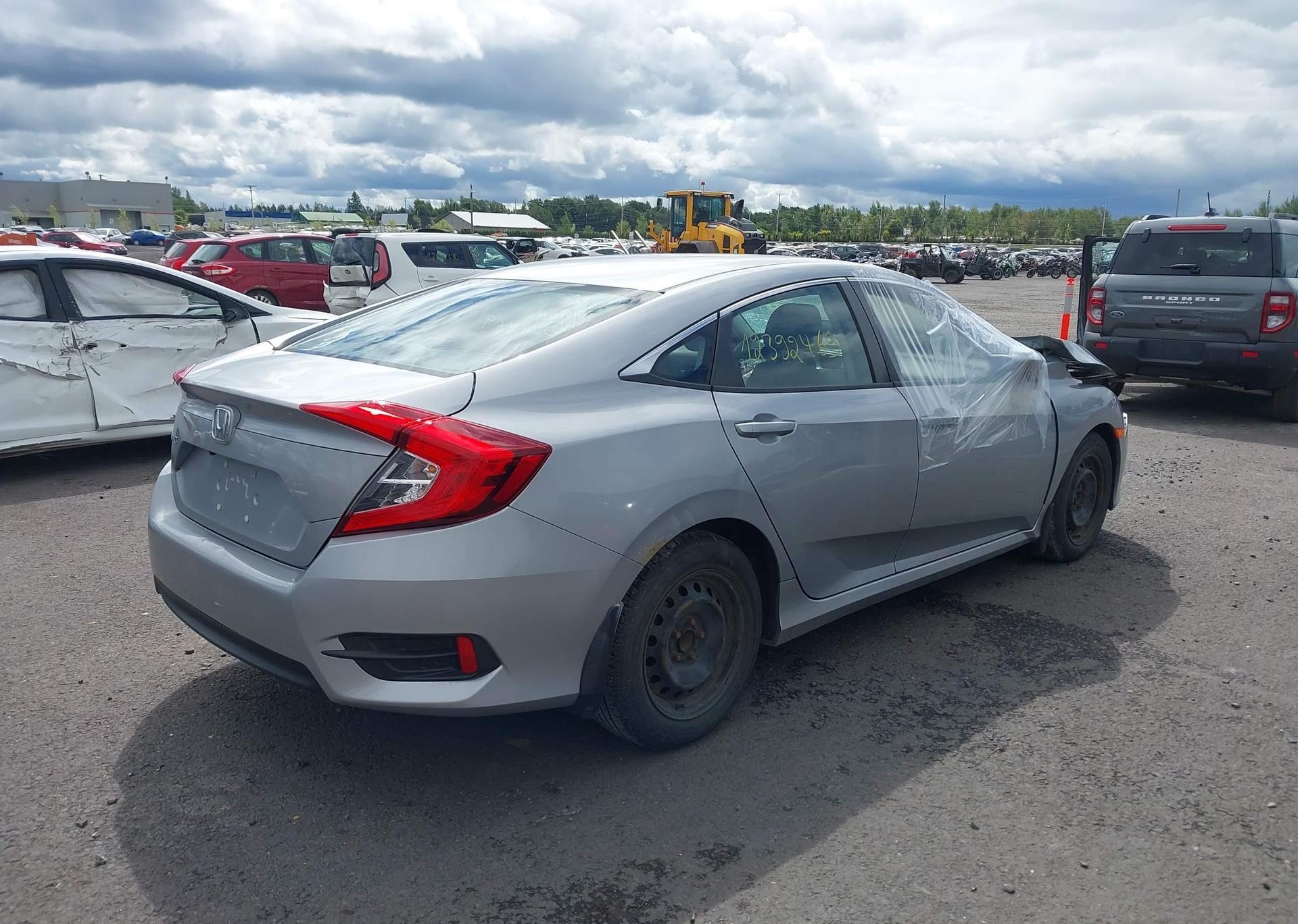 2016 HONDA CIVIC LX
