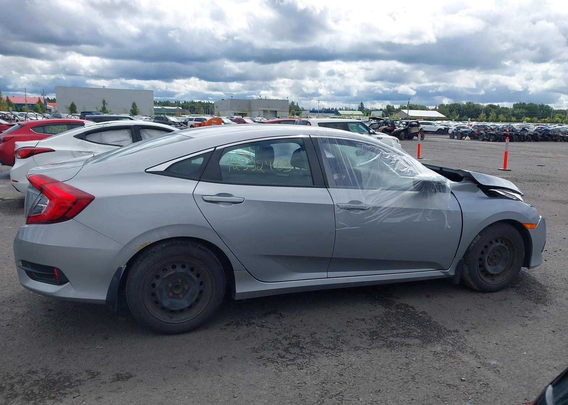 2016 HONDA CIVIC LX