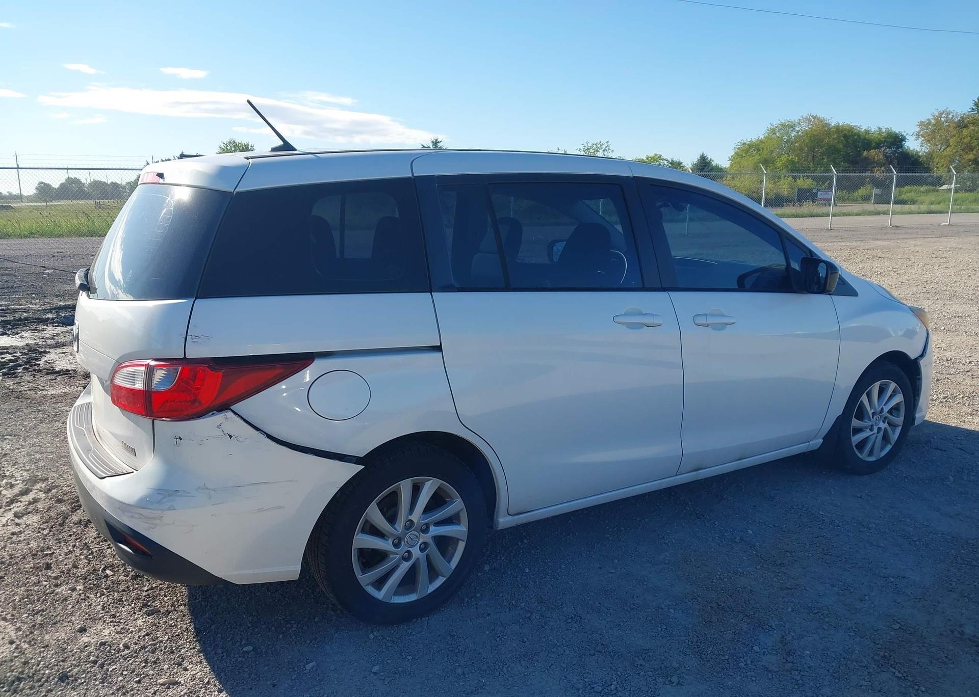 2012 MAZDA MAZDA5 GS