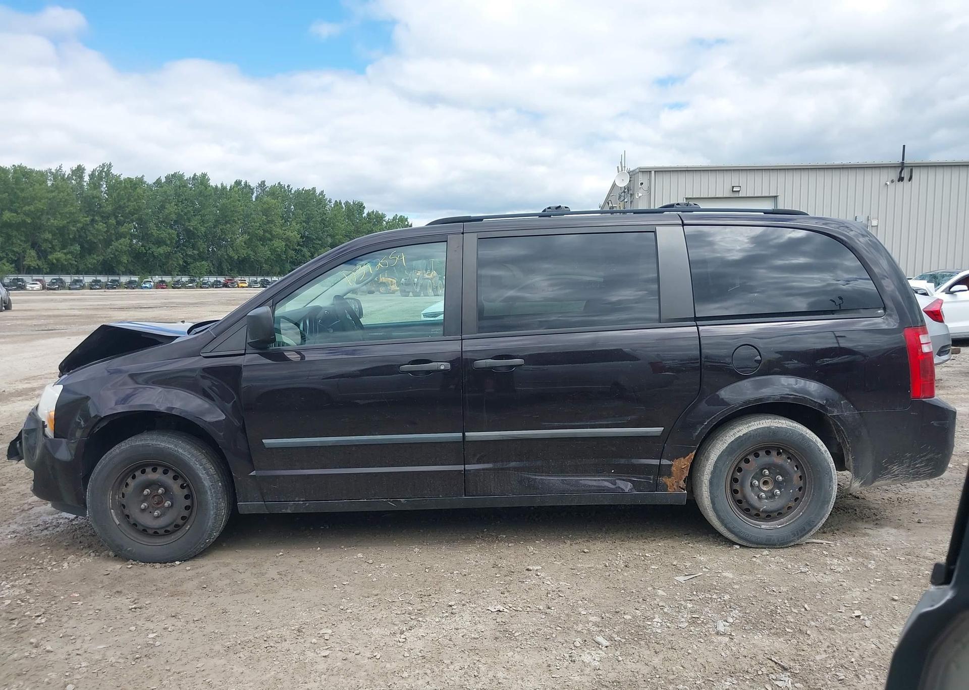 2010 DODGE GRAND CARAVAN SE