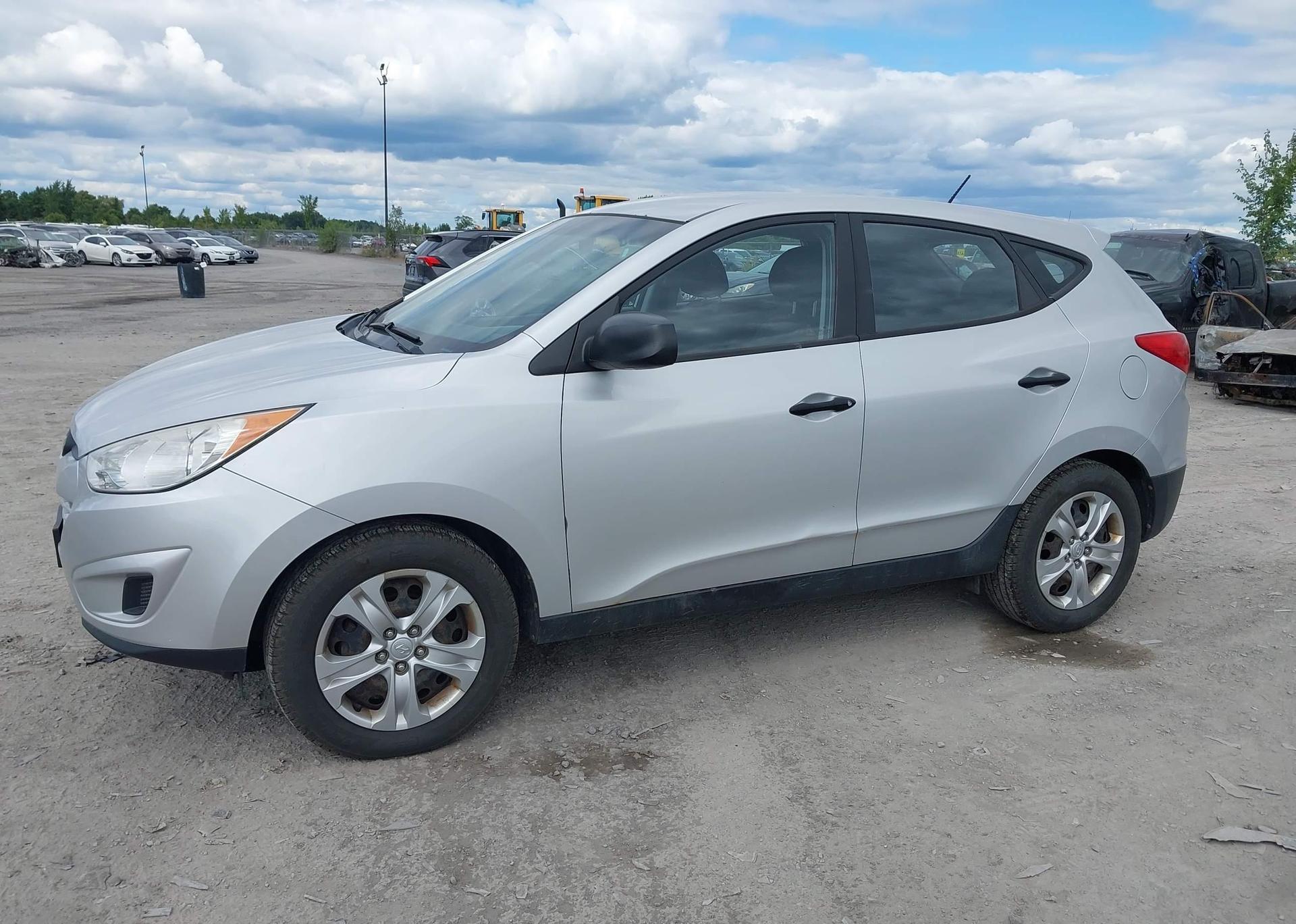 2011 HYUNDAI TUCSON GL