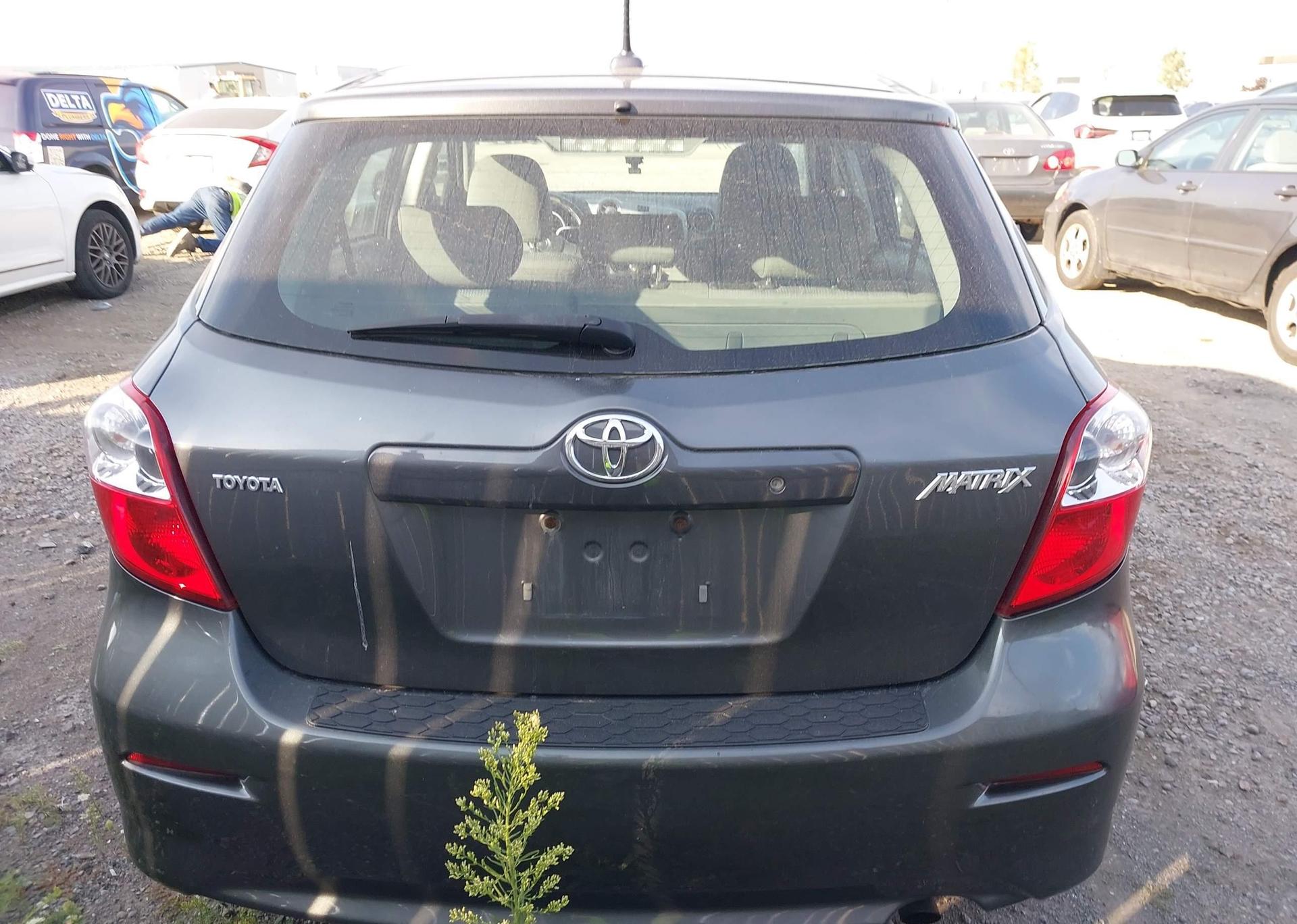 2010 TOYOTA MATRIX WAGON