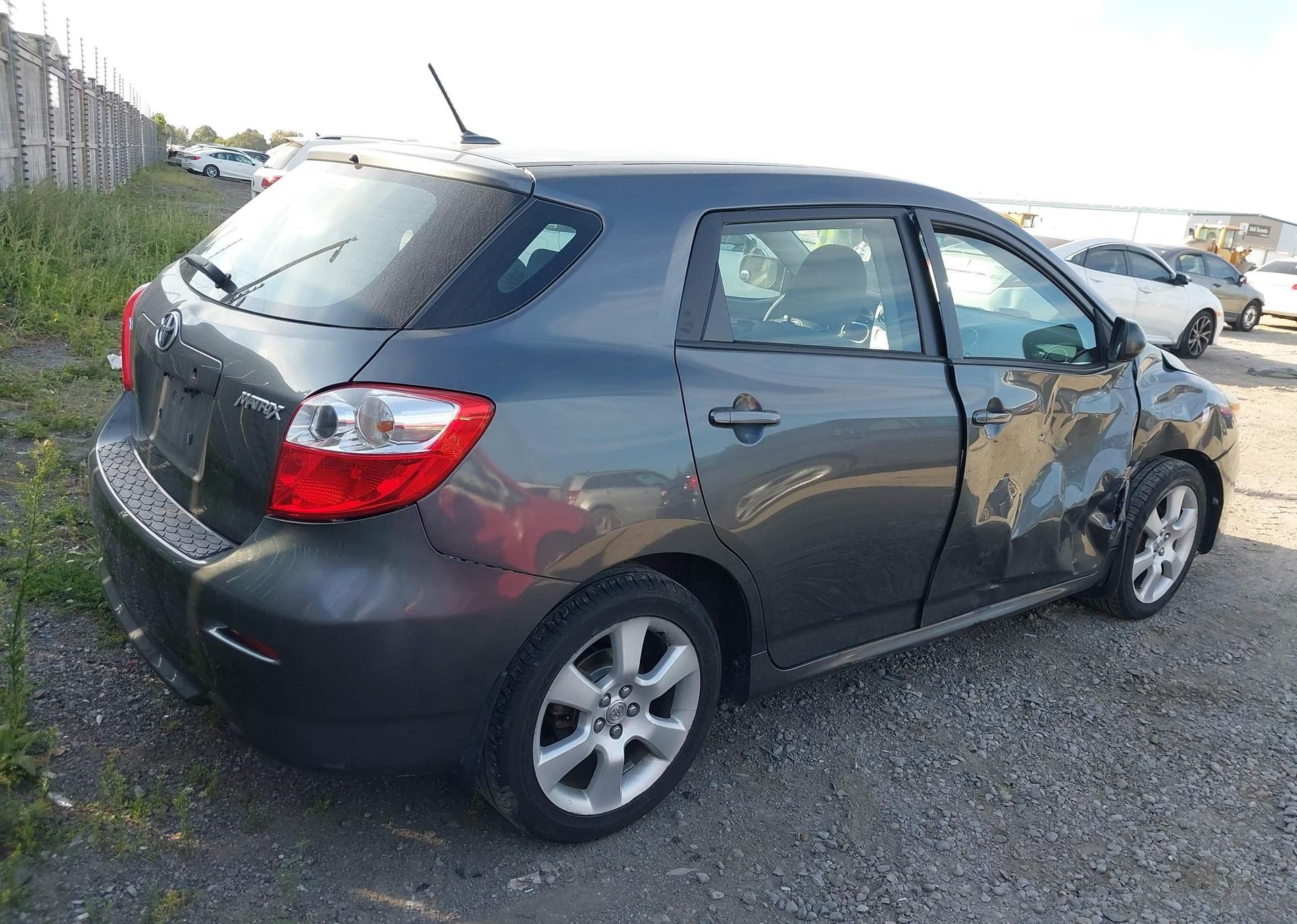 2010 TOYOTA MATRIX WAGON