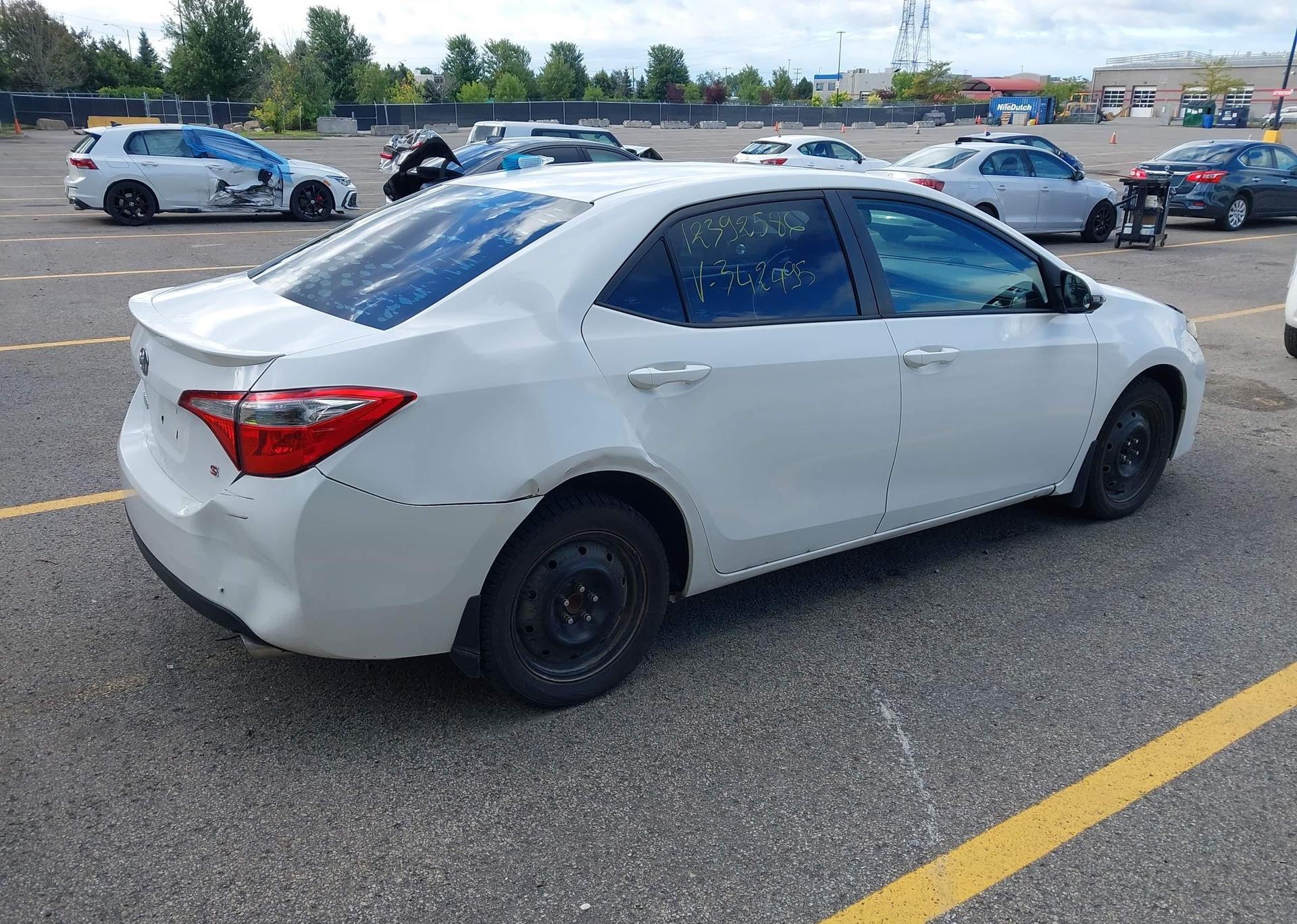 2015 TOYOTA COROLLA L