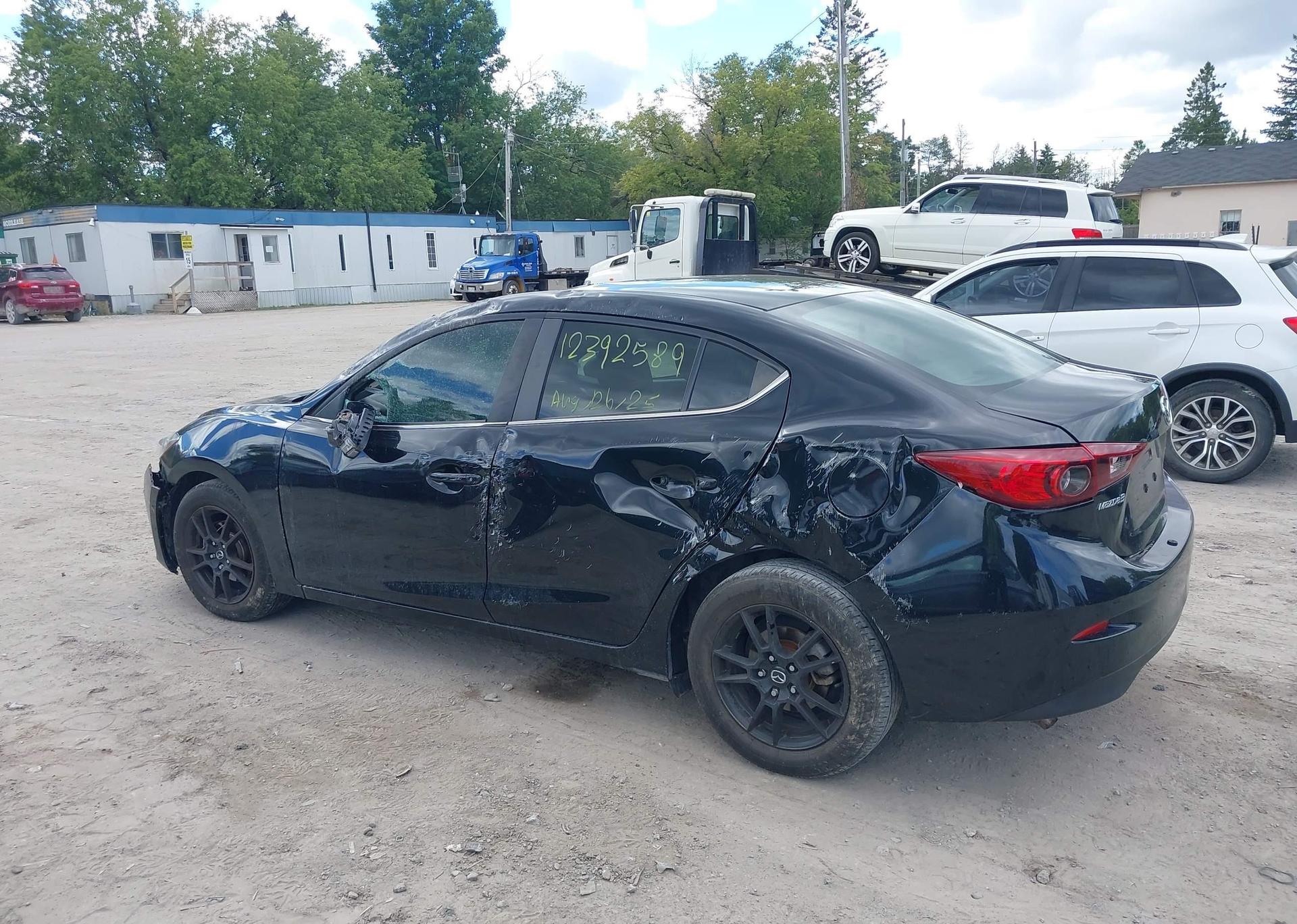 2016 MAZDA MAZDA3