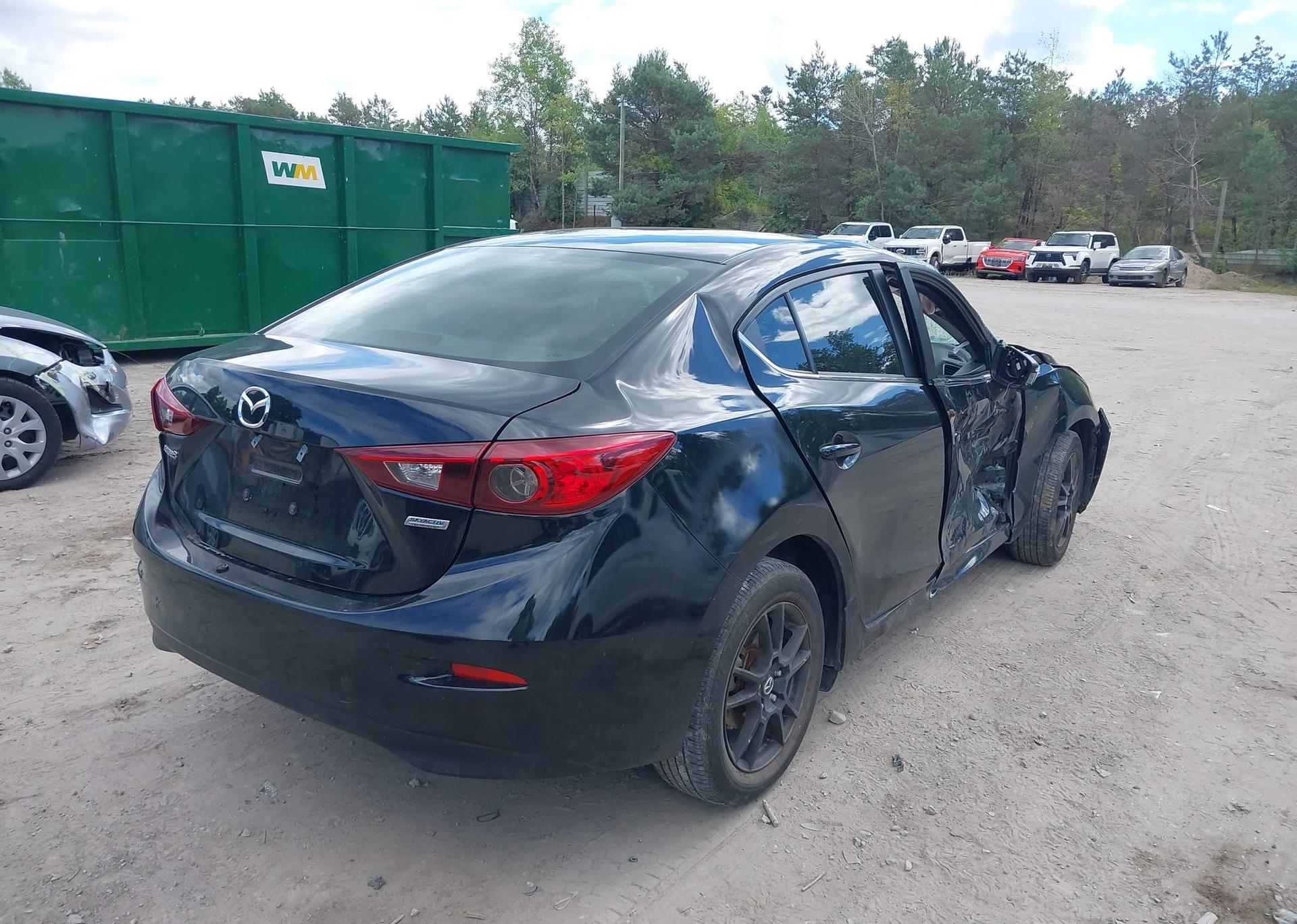2016 MAZDA MAZDA3