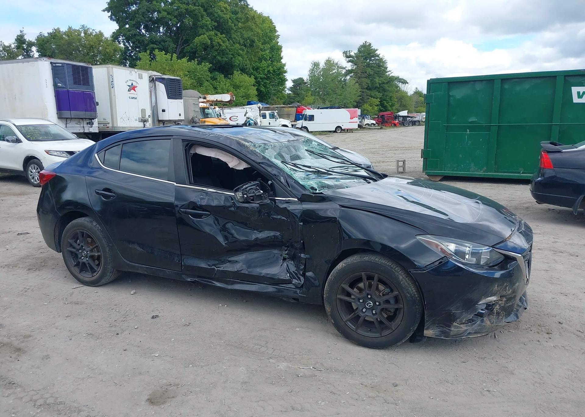 2016 MAZDA MAZDA3