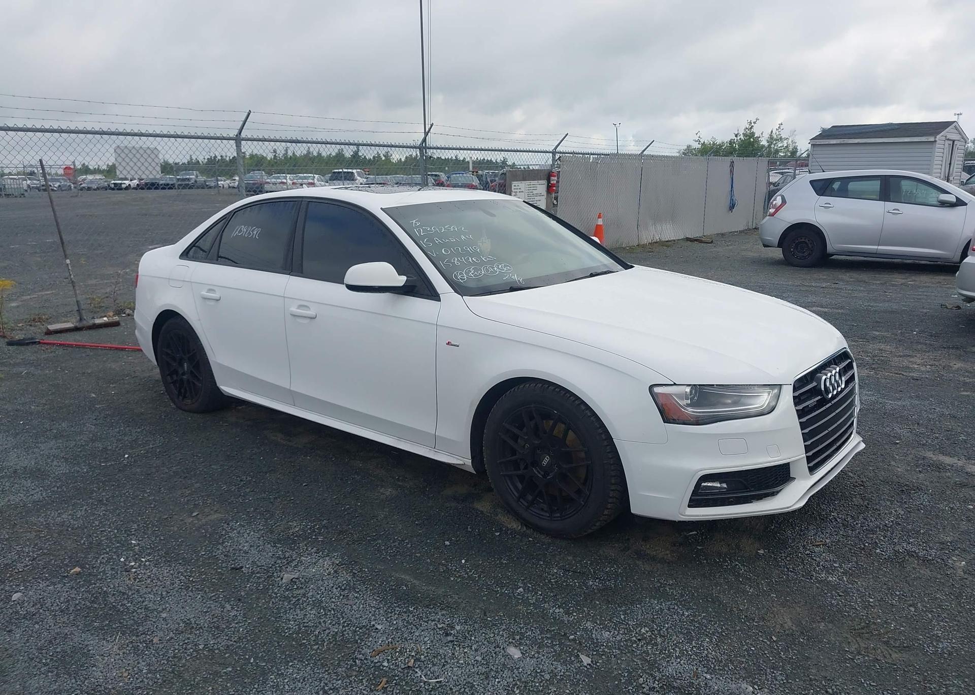 2015 AUDI A4 2.0T KOMFORT PLUS