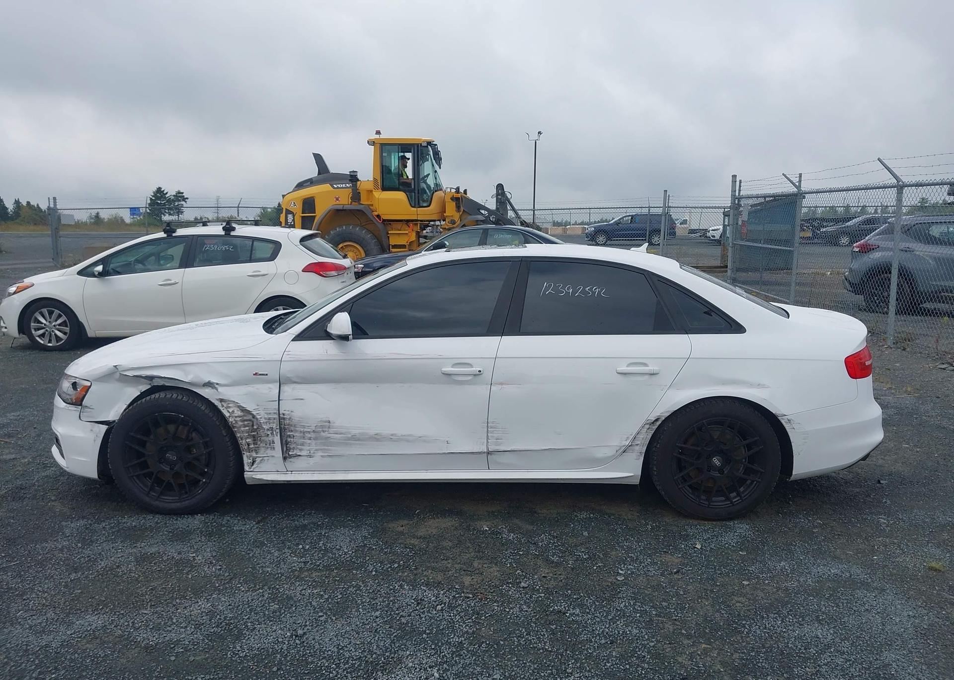 2015 AUDI A4 2.0T KOMFORT PLUS