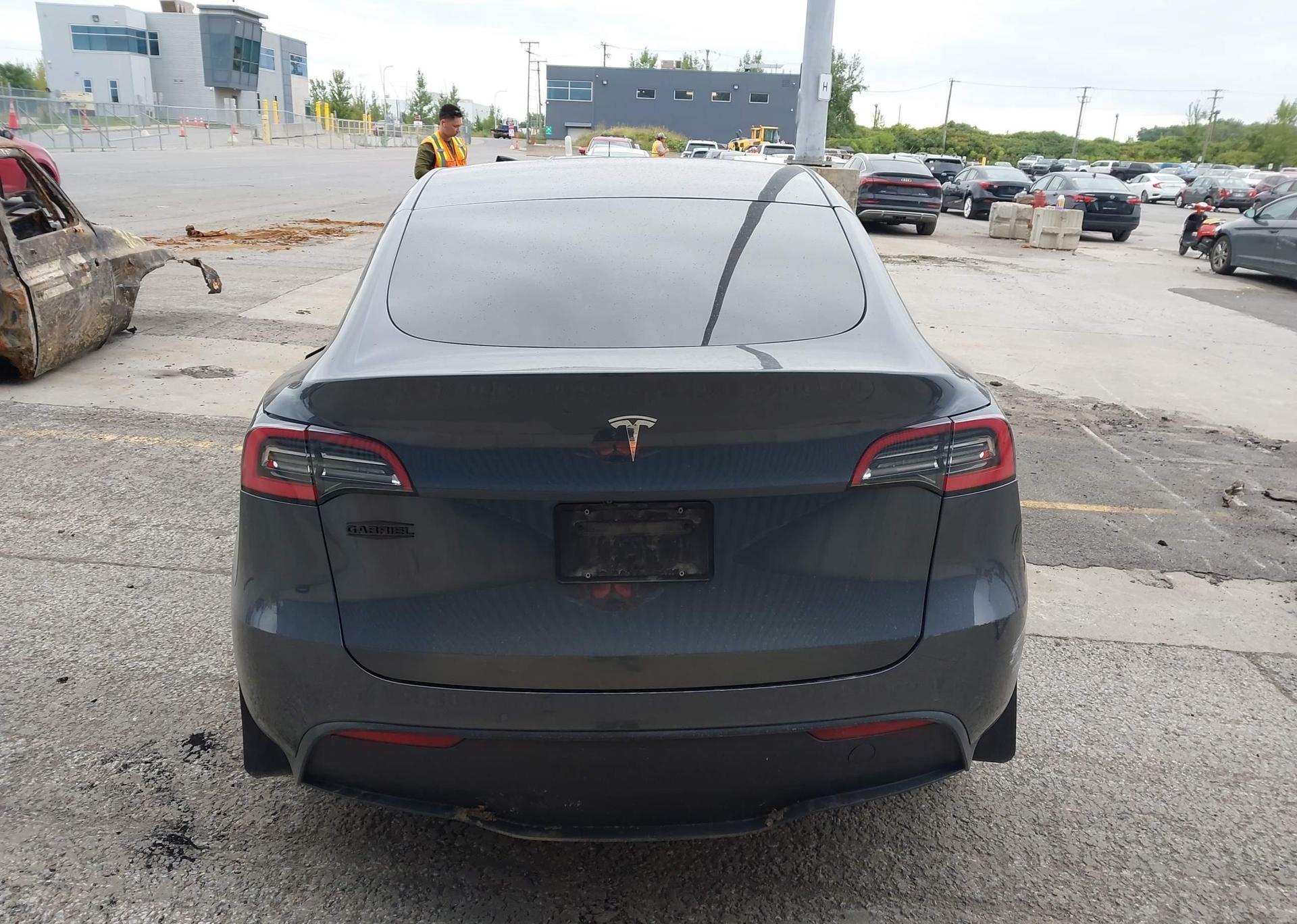 2021 TESLA MODEL Y STANDARD RANGE REAR-WHEEL DRIVE