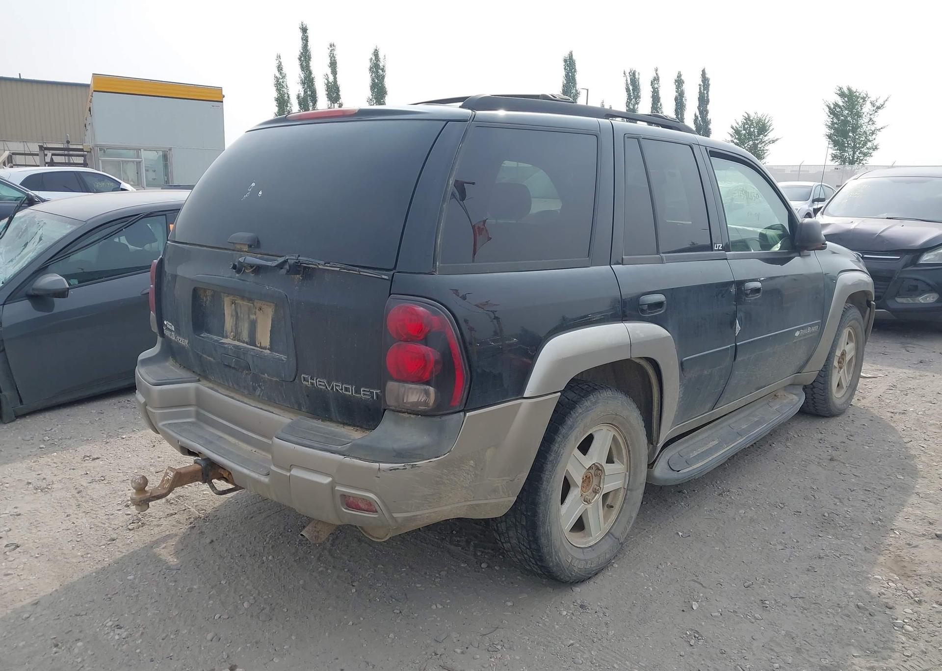 2003 CHEVROLET TRAILBLAZER LS