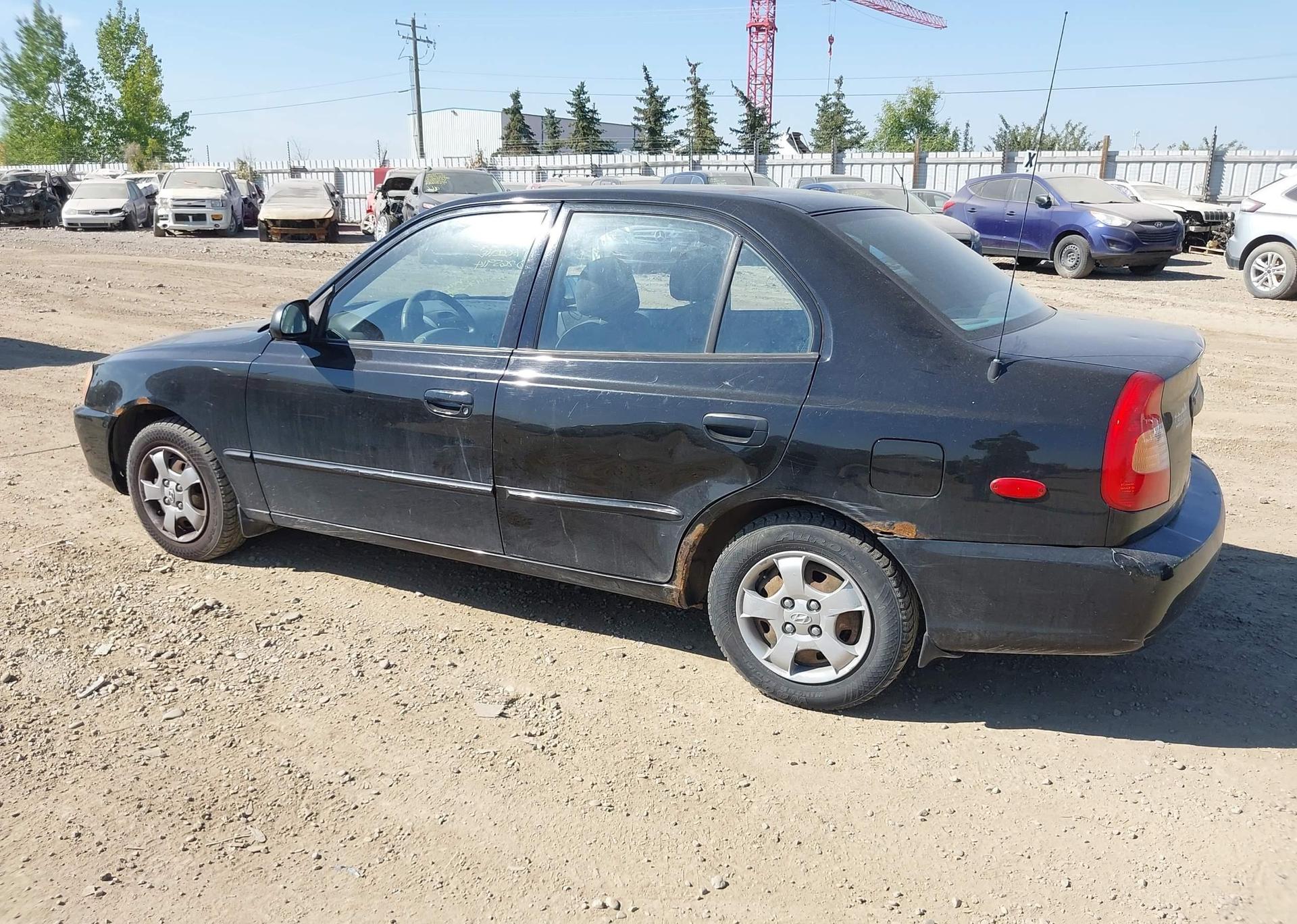 2001 HYUNDAI ACCENT GL
