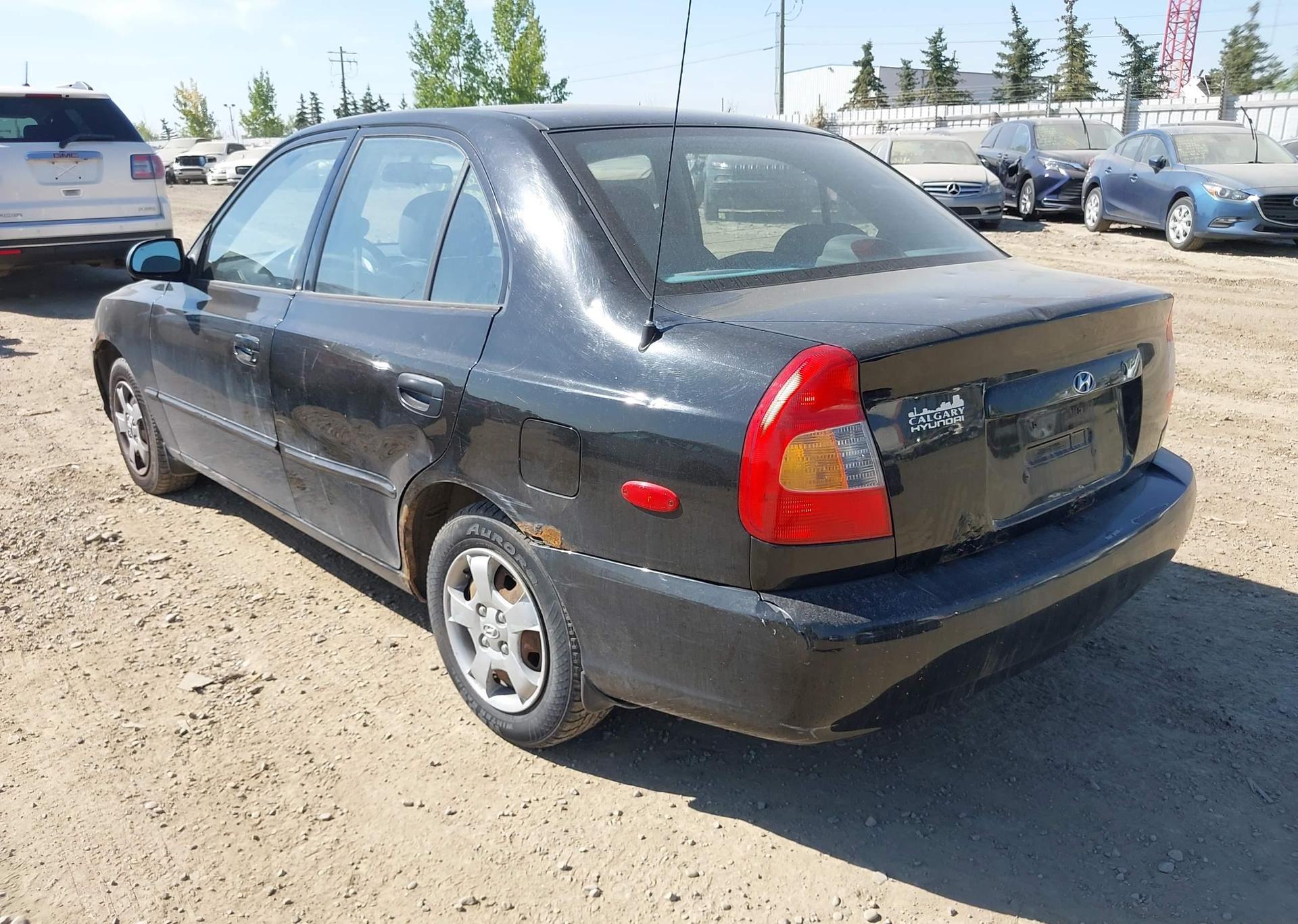 2001 HYUNDAI ACCENT GL