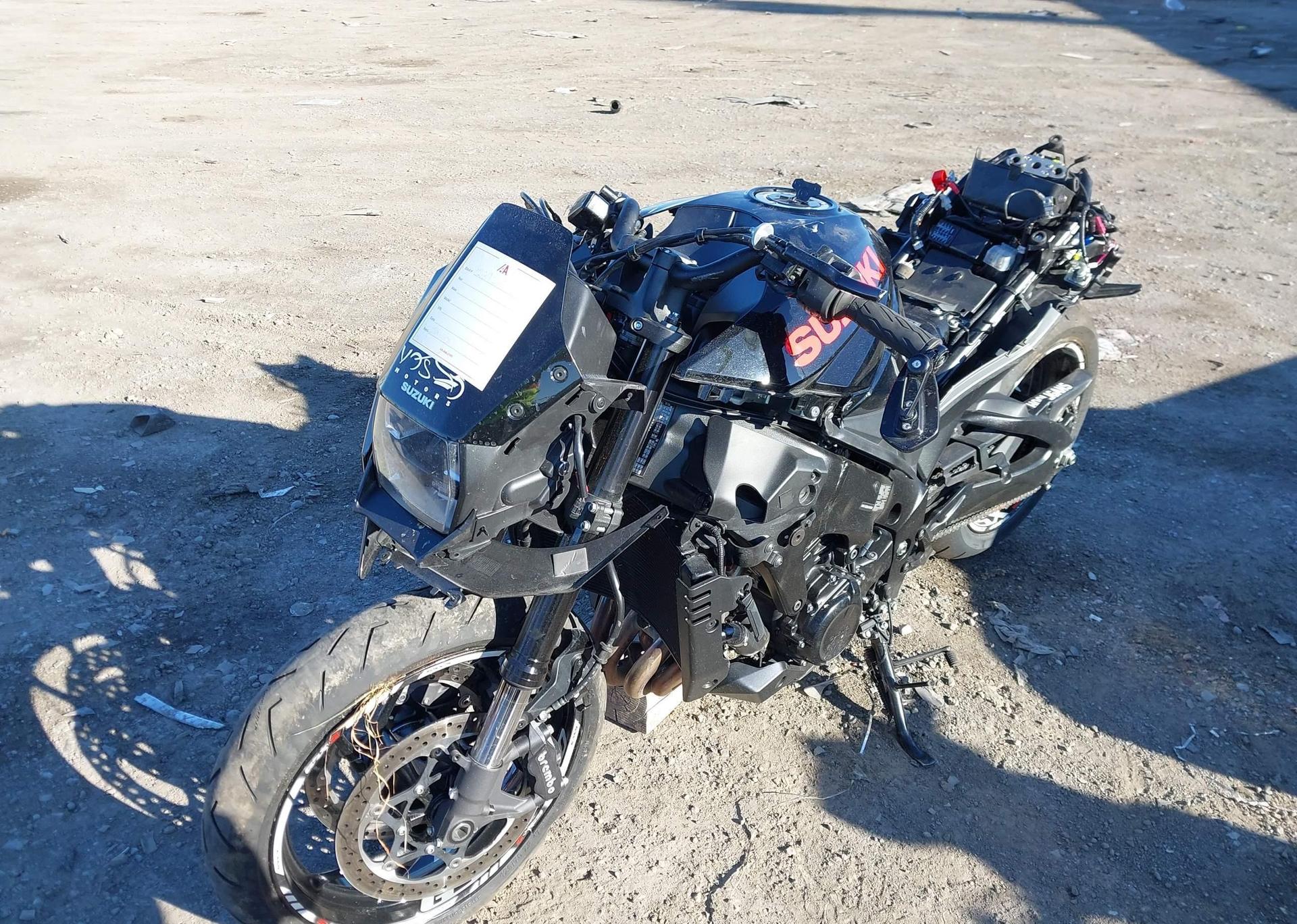 2020 SUZUKI GSX-S 1000SM
