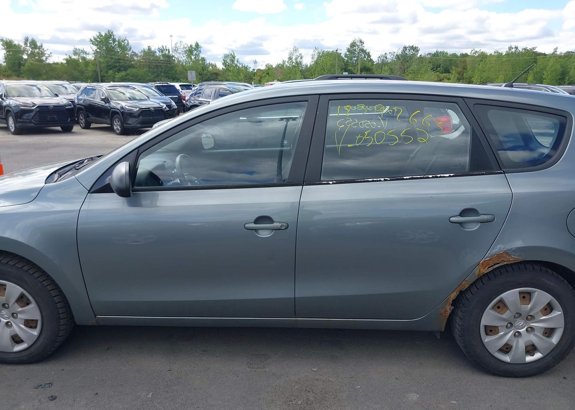 2010 HYUNDAI ELANTRA