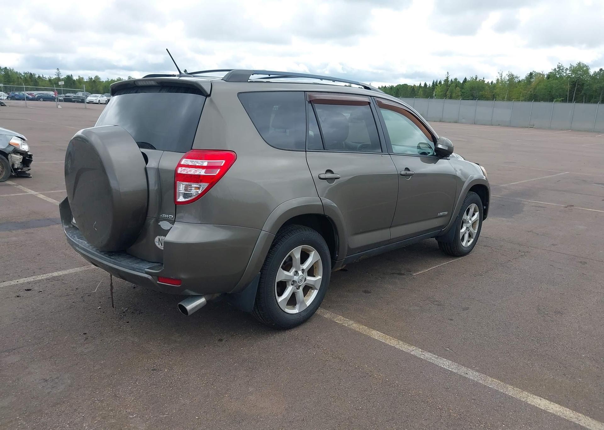 2010 TOYOTA RAV4 LIMITED