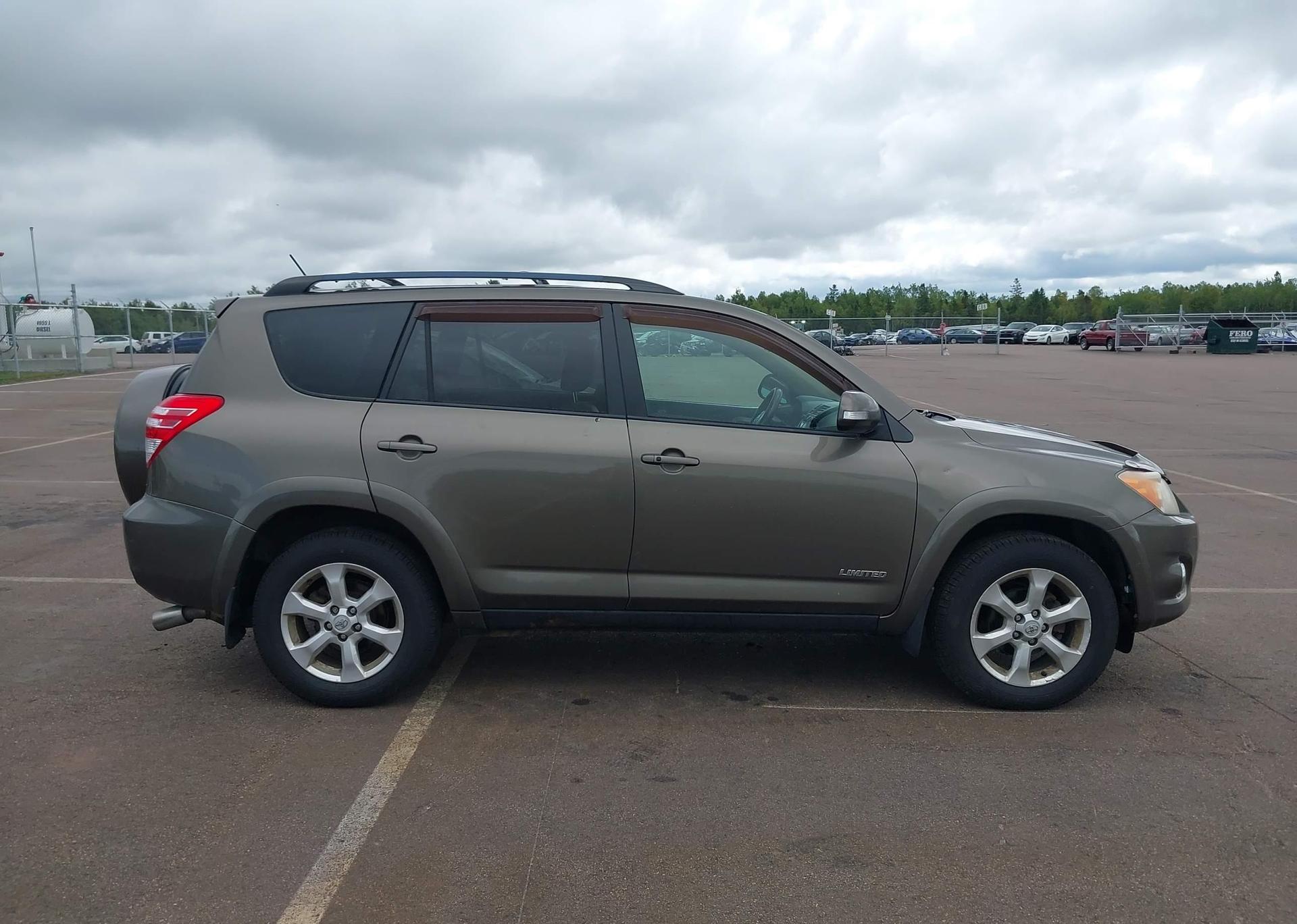 2010 TOYOTA RAV4 LIMITED