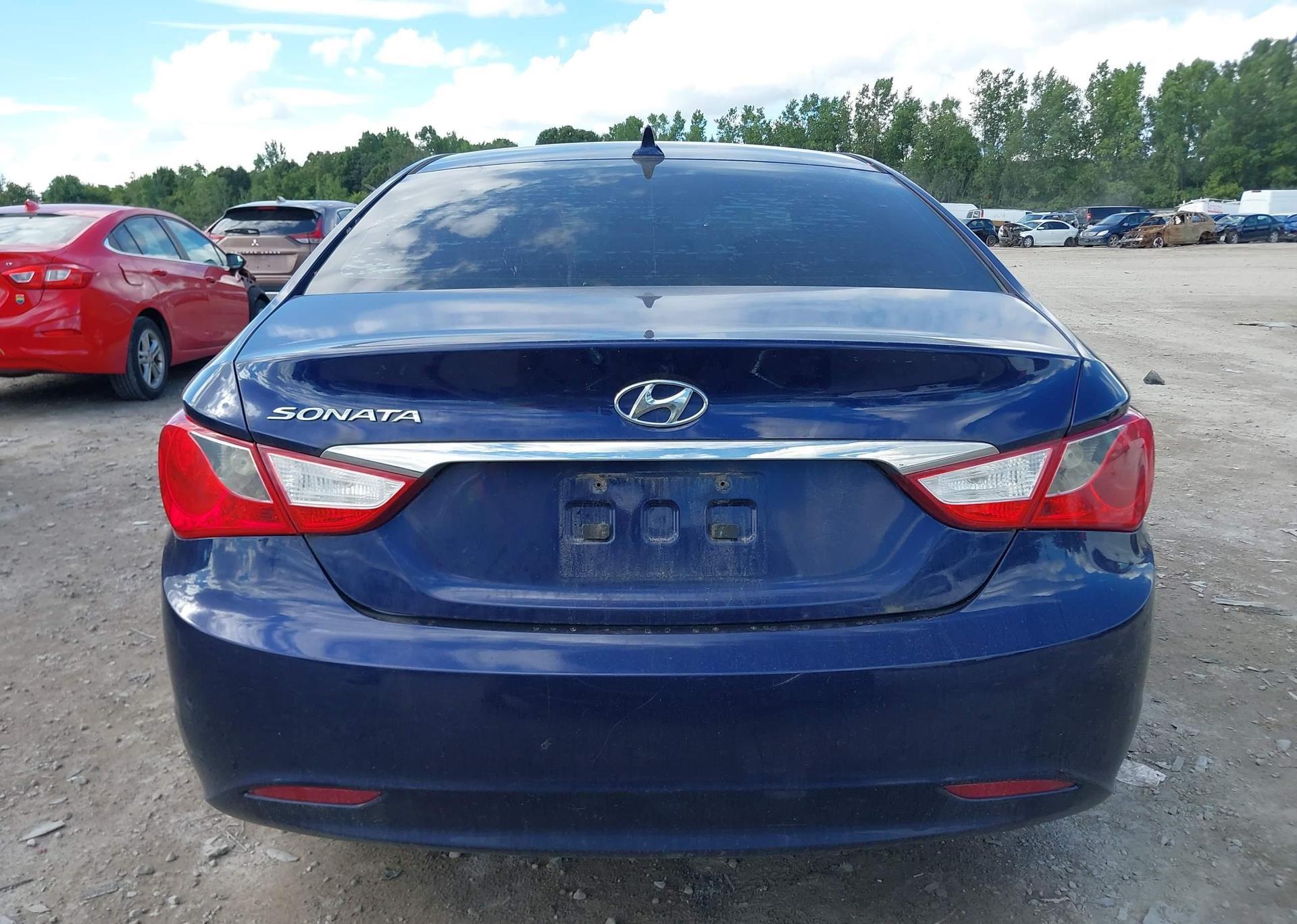 2013 HYUNDAI SONATA