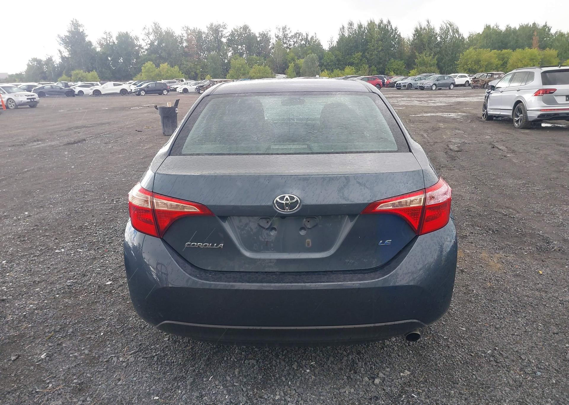 2018 TOYOTA COROLLA LE