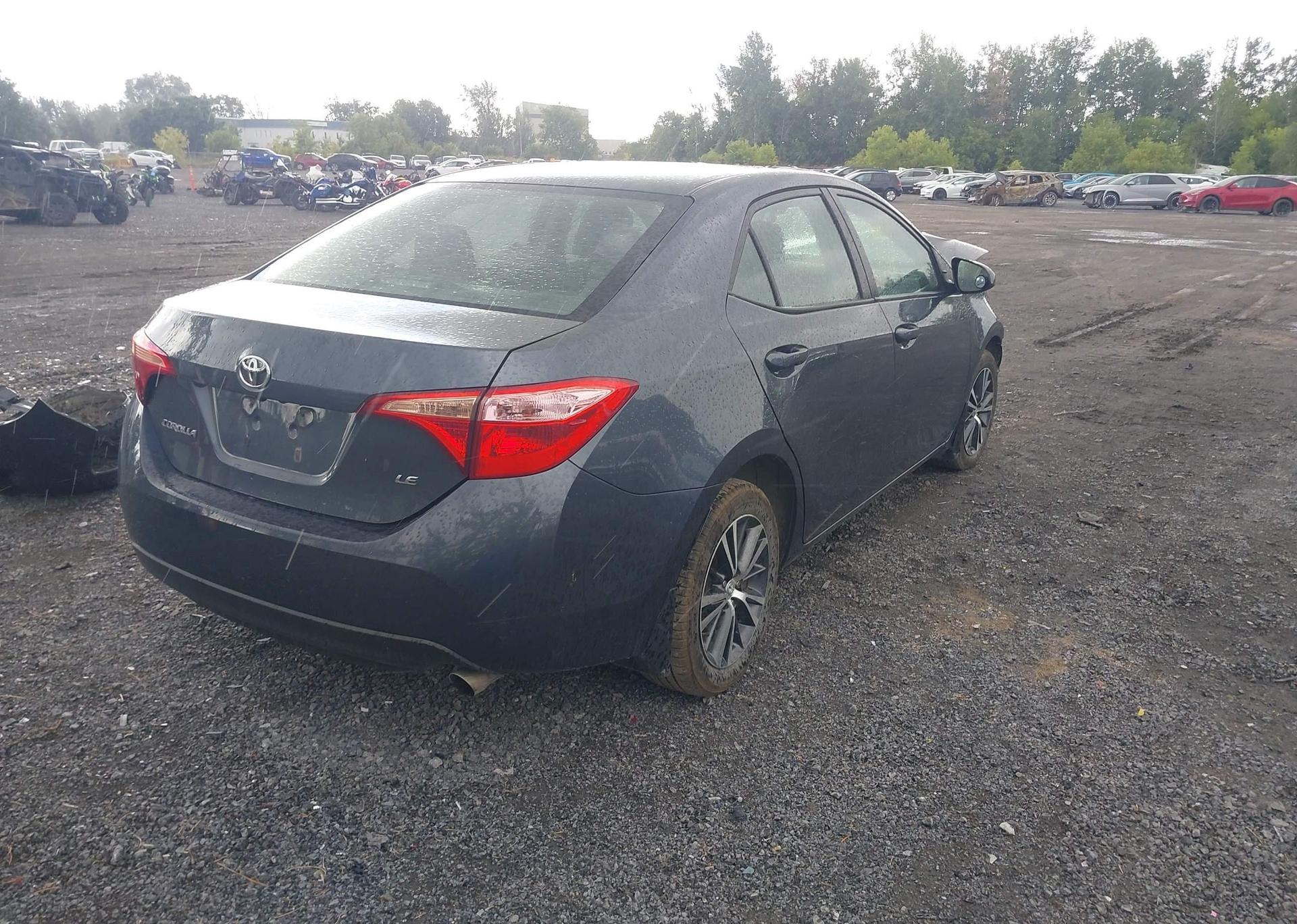 2018 TOYOTA COROLLA LE