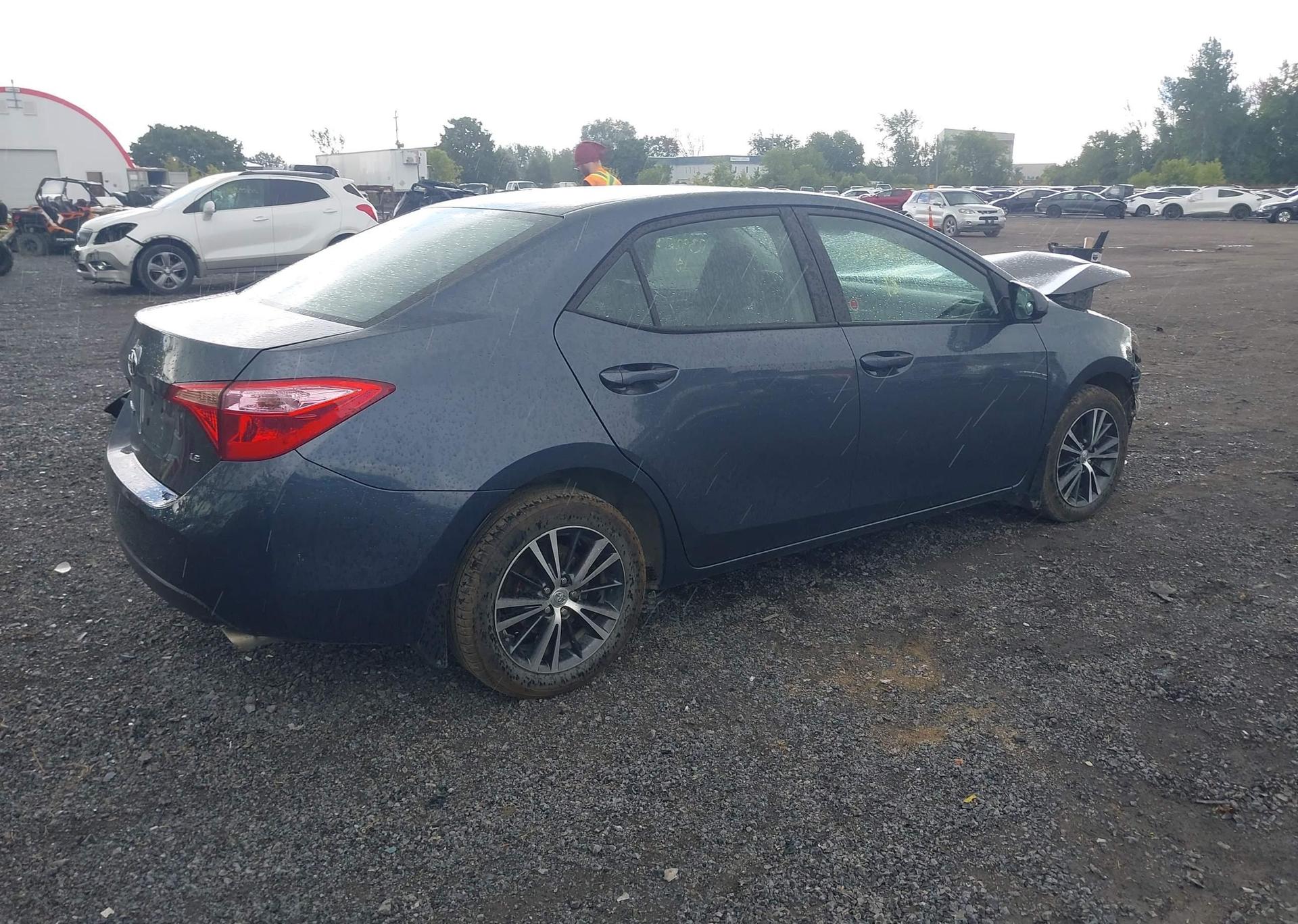 2018 TOYOTA COROLLA LE
