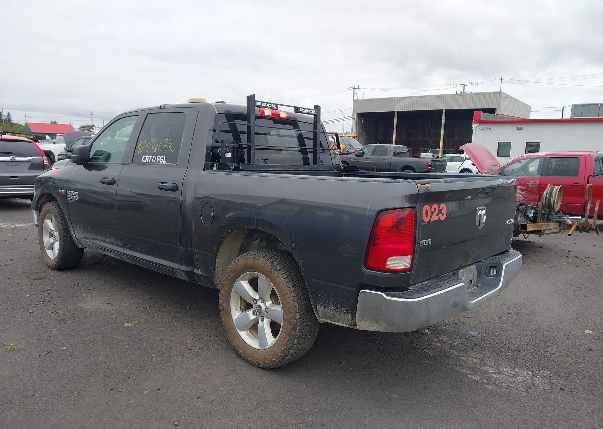 2023 RAM 1500 CLASSIC SLT